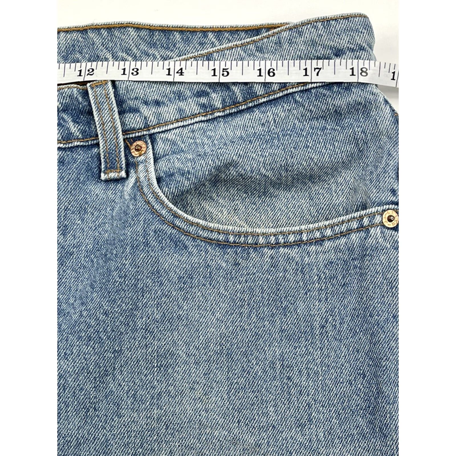 Levi's VINTAGE Levi's 550 Relaxed Fit Jeans 36x32 Blue Denim 90s Grunge Mens Size US 36 / EU 52 - 6 Thumbnail