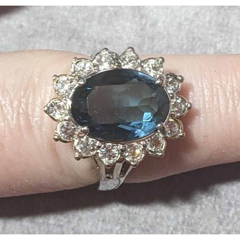 Other Elegant Whimsical Faux Sapphire Silver Tone Halo Ring Size 9 Size ONE SIZE - 6 Thumbnail