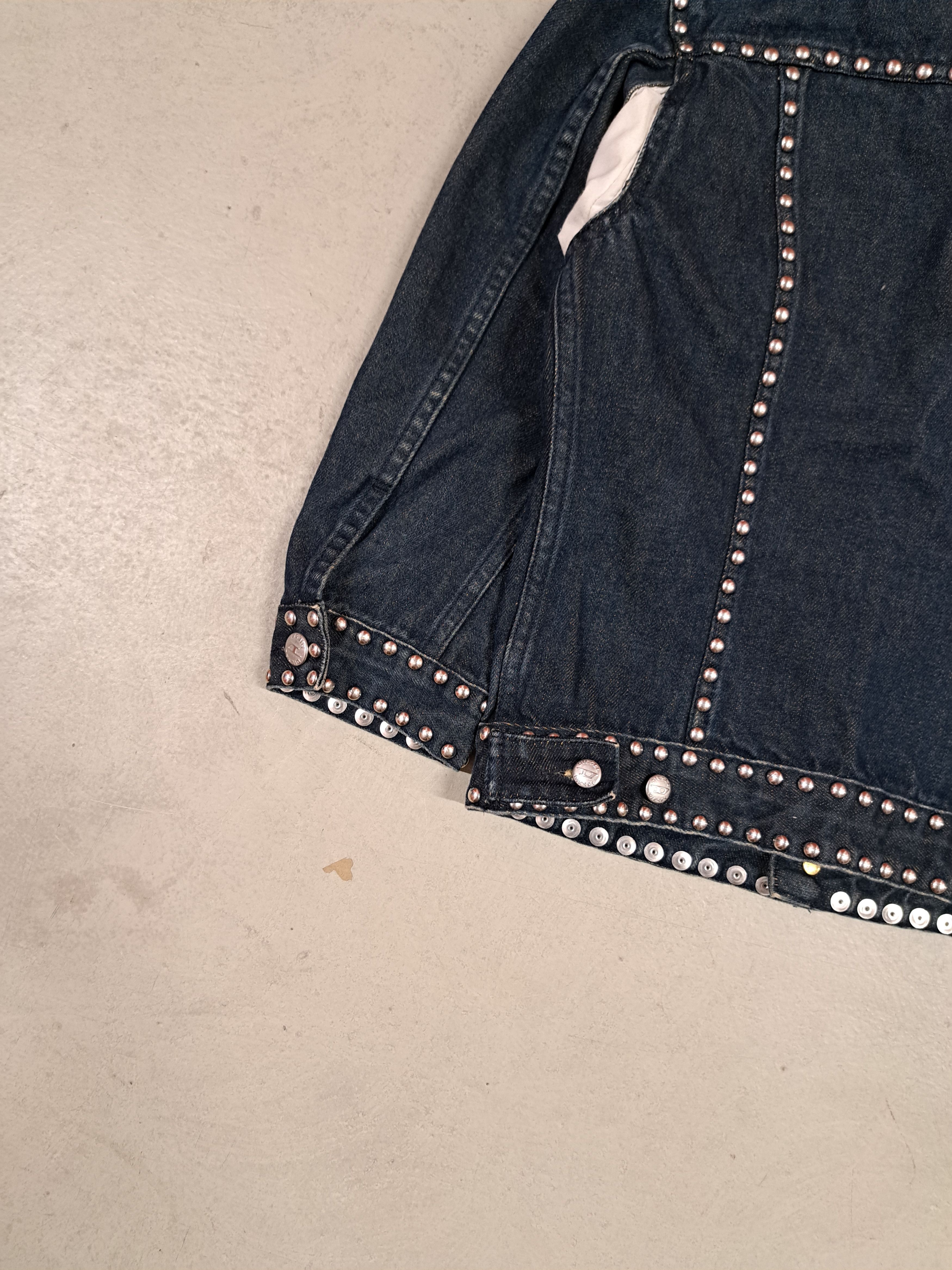 Diesel Vintage y2k Diesel Sick Cropped Studded Denim Jacket Size S / US 4 / IT 40 - 6 Thumbnail