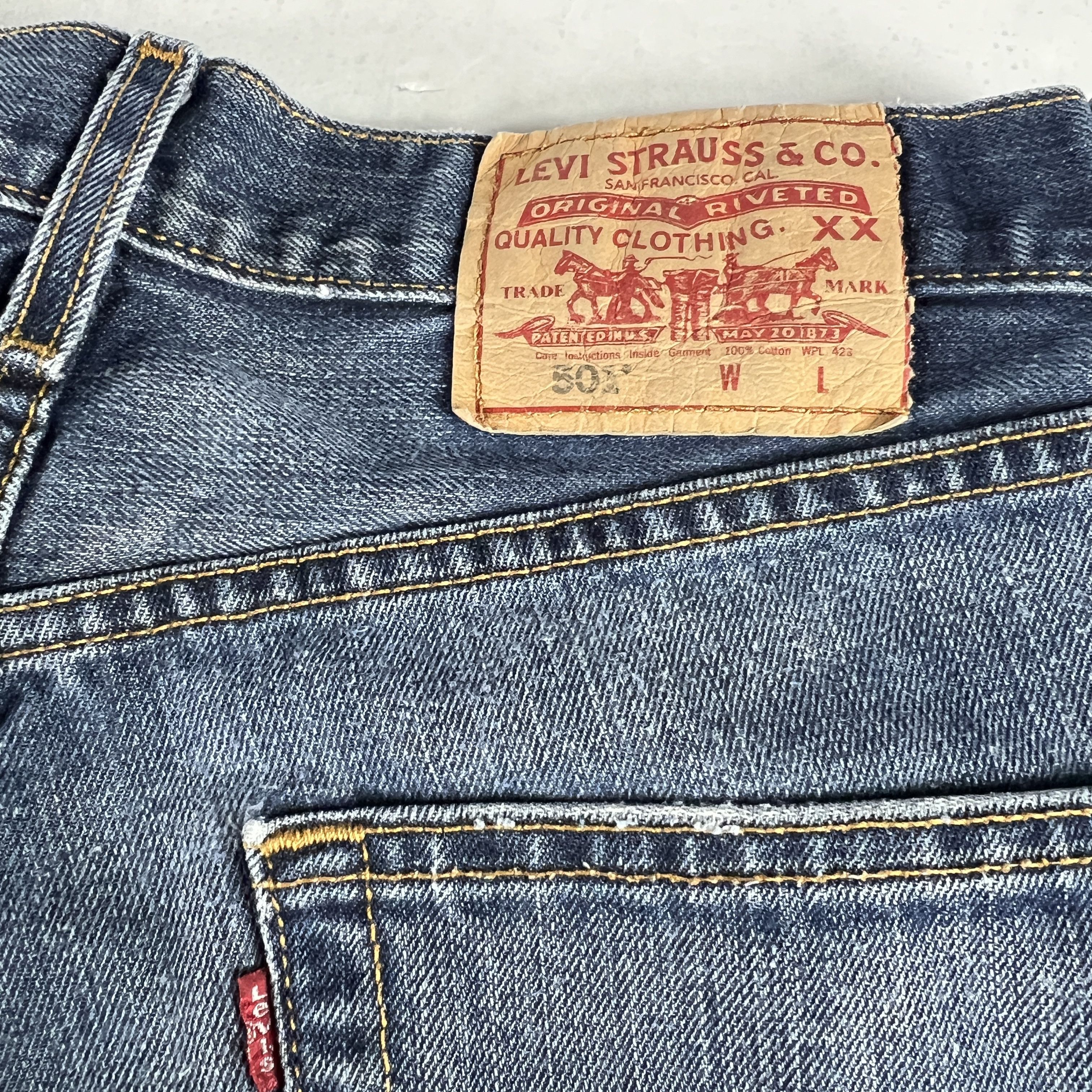 Levi's × Vintage Y2K Levi's Jean Short 501 Cut Off Raw Hem Cotton Denim Jorts Size US 29 - 12 Thumbnail