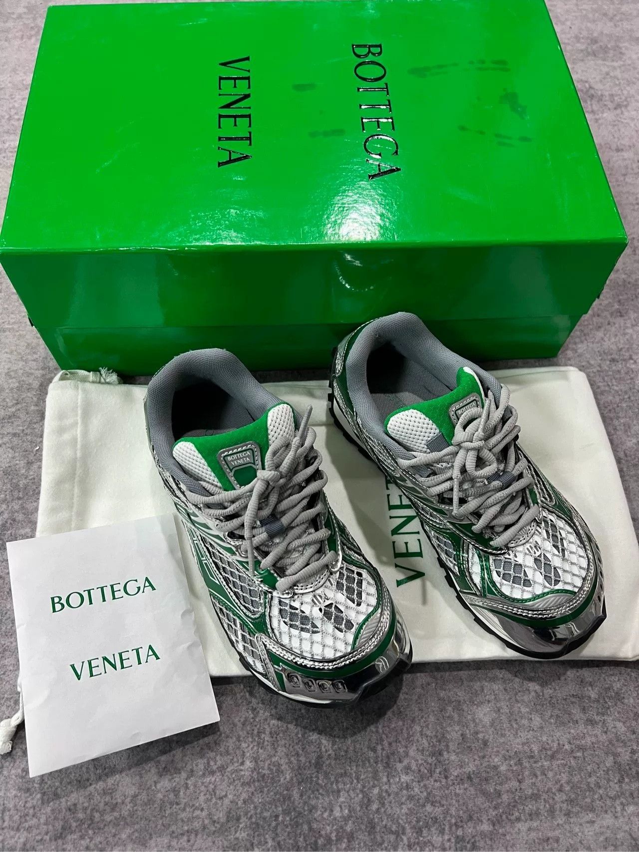 Bottega Veneta Bottega Veneta Green Silver Oribit Sneakers Size US 8 / EU 41 - 2 Thumbnail
