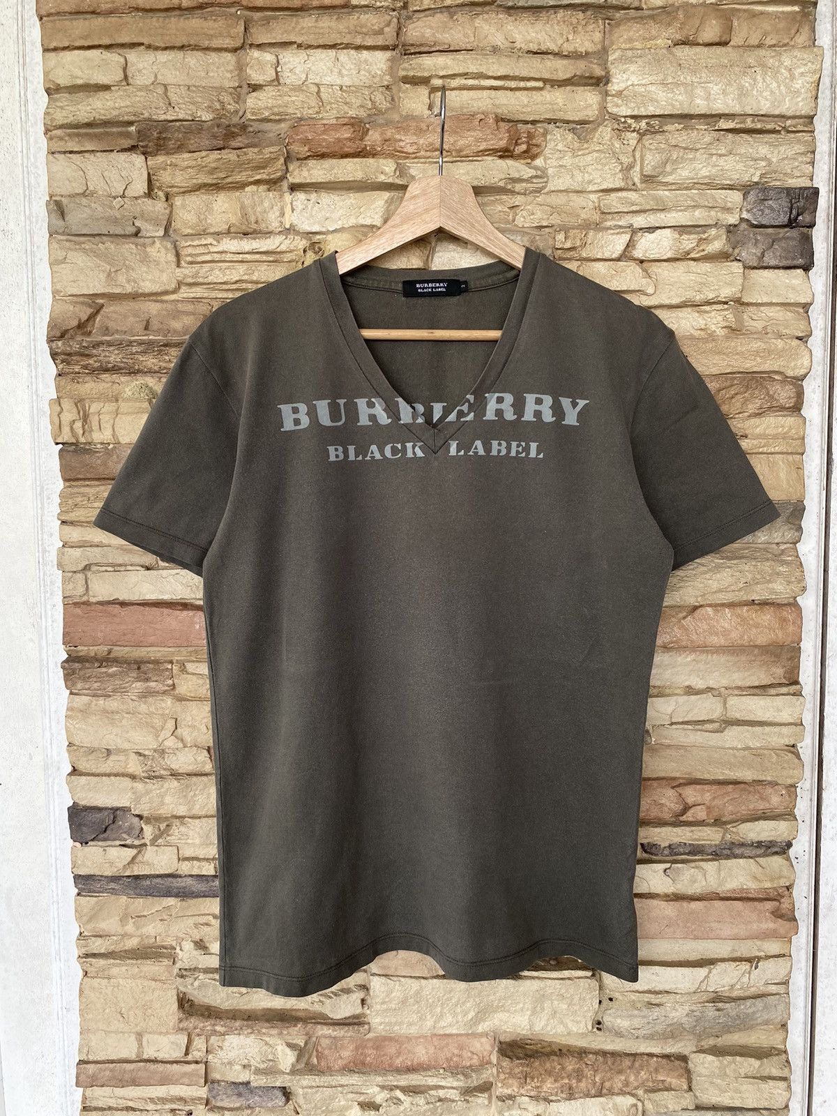 Vintage Rare Vintage Burberry Black Label Spellout Print Tees Size US M / EU 48-50 / 2 - 1 Thumbnail
