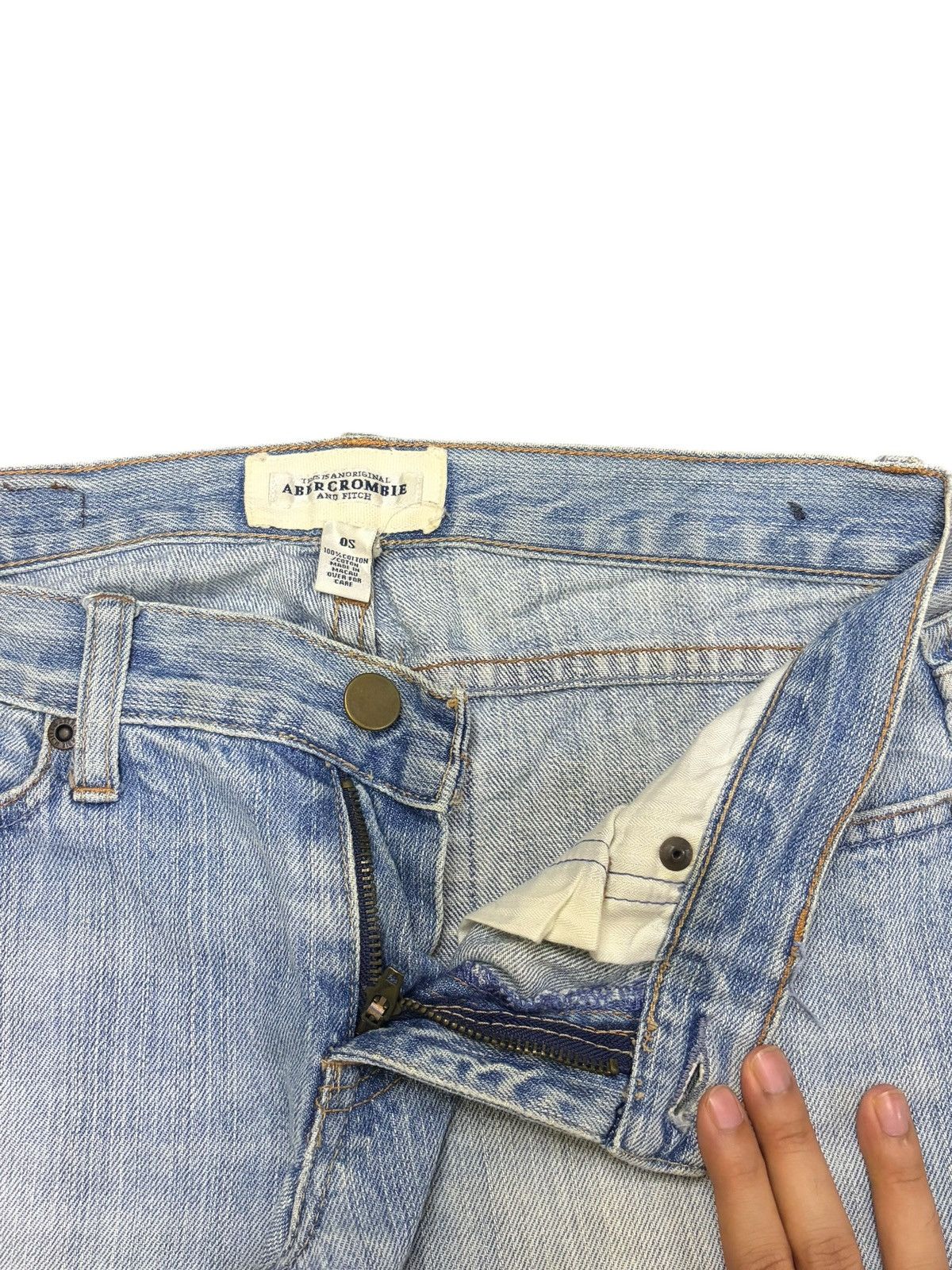 Abercrombie & Fitch Vintage Abercrombie Distressed Low Rise Flare Jeans Size 28" / US 6 / IT 42 - 5 Thumbnail