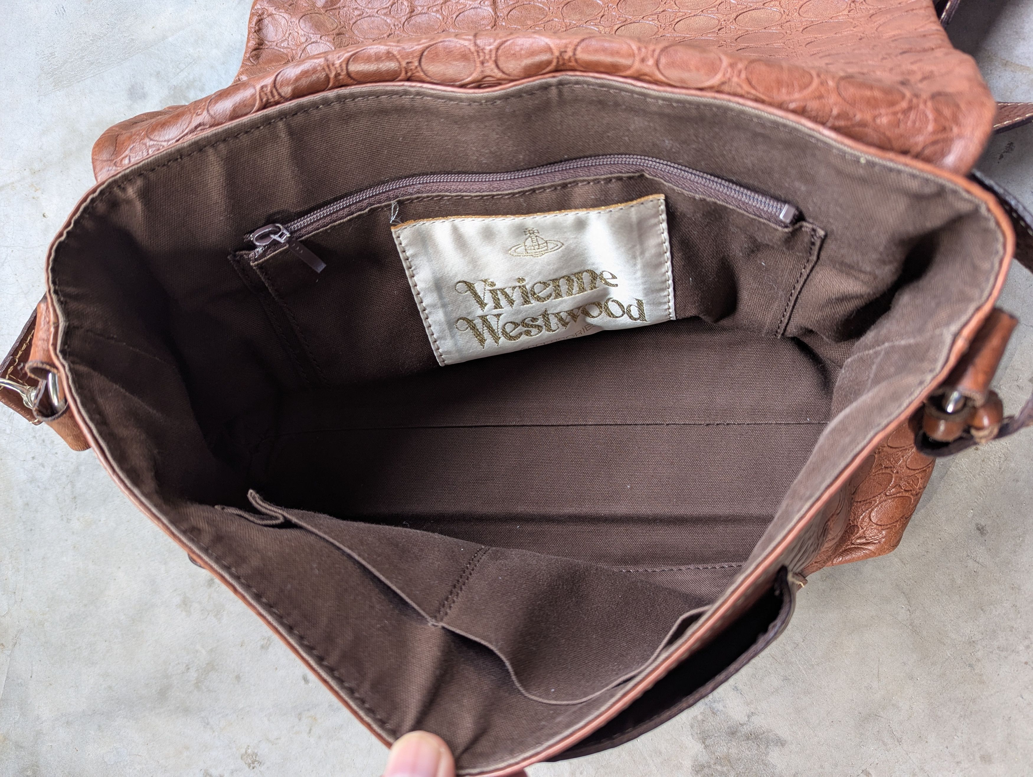 Vivienne Westwood Iconic Vivienne Westwood Orb Logo Leather Hand Bag Shoulder Size ONE SIZE - 14 Thumbnail