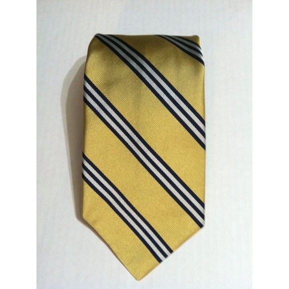 Brooks Brothers BROOKS BROTHERS MENS NEW YELLOW 100%SILK TIE WIDTH: 3 3/4" Size ONE SIZE - 1 Thumbnail