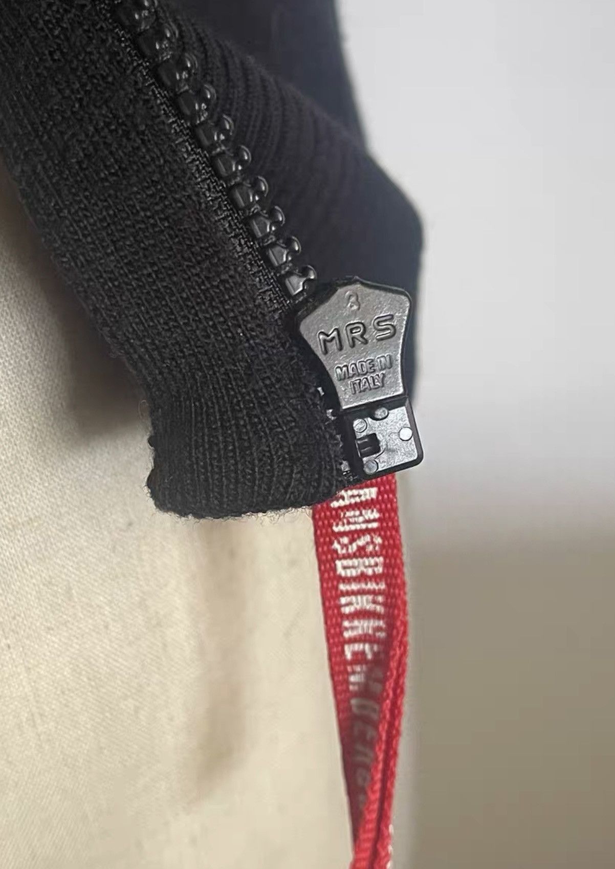 Dirk Bikkembergs Dirk Bikkembergs | 03fw • Zippered Knit Bottoming Top Size S / US 4 / IT 40 - 8 Thumbnail