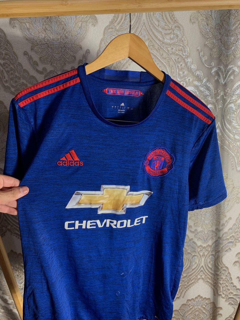 Adidas VERY RARE ADIDAS FC MANCHESTER UNITED ENGLAND SOCCER JERSEY Size US L / EU 52-54 / 3 - 3 Thumbnail