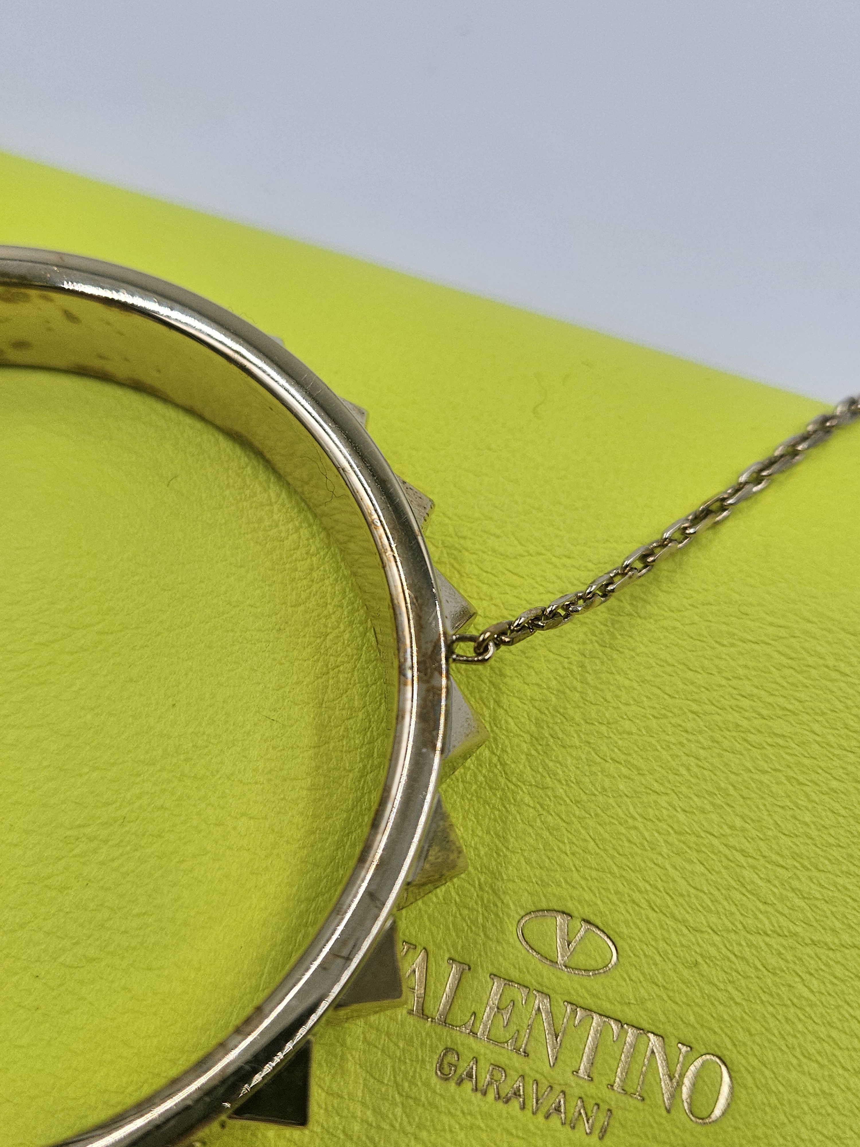 Valentino Valentino Garavani Neon Yellow Rockstud Bracelet Clutch Size ONE SIZE - 8 Thumbnail