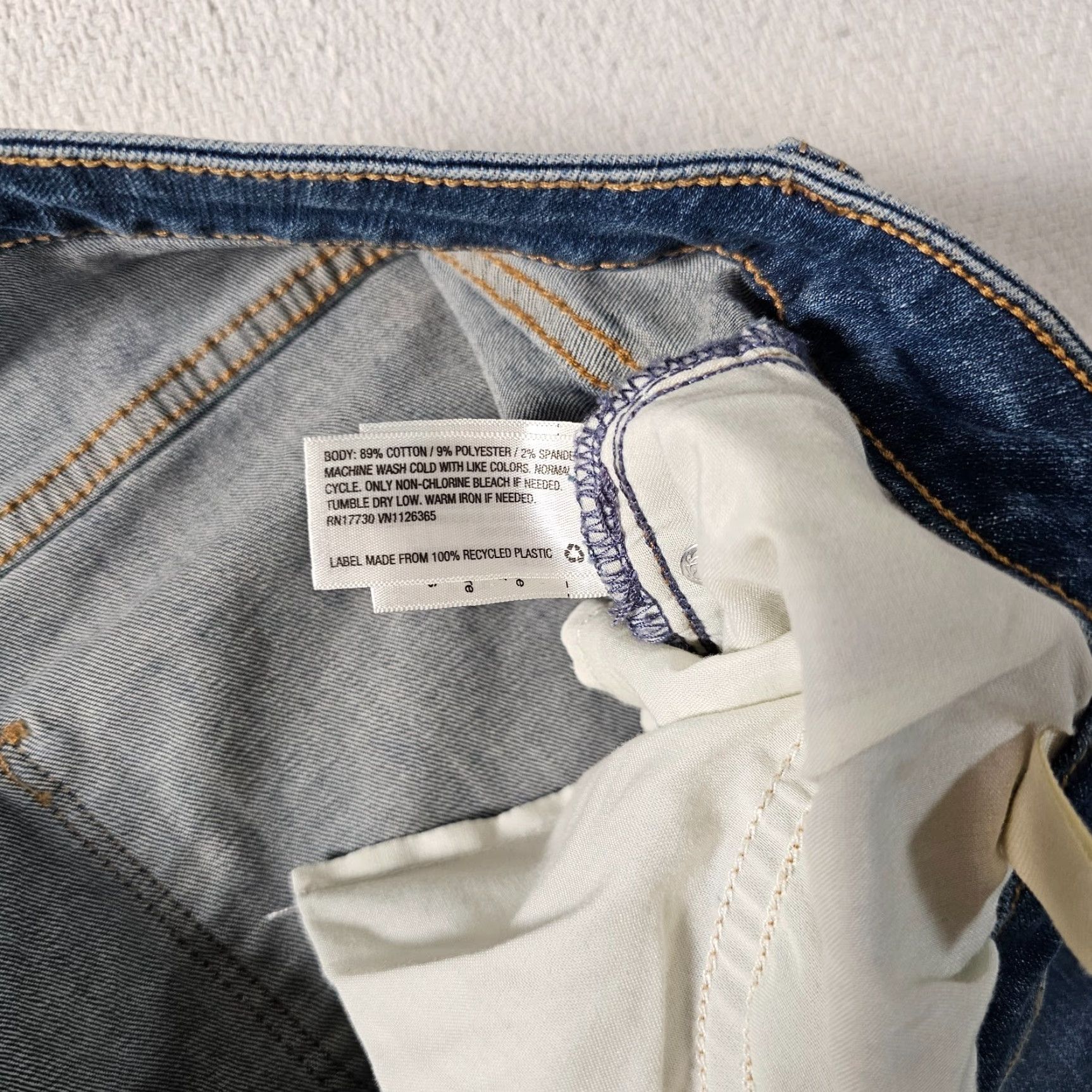 Vintage Universal Thread Jeans Women Skinny Cropped High-Rise 16 Blue 28in Inseam Stretch Size 38" / US 16 / IT 52 - 4 Thumbnail