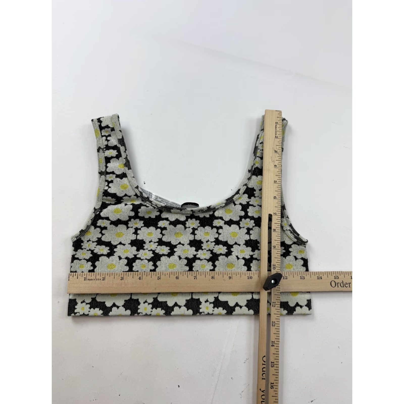 Zara Zara Tank Top Womens M-L Black White Daisy Floral Scoop Neck Cropped Stretch Sleeveless Slim Casual Summer Shirt Womens M-L Daisy Floral Tank Top Size M / US 6-8 / IT 42-44 - 6 Thumbnail
