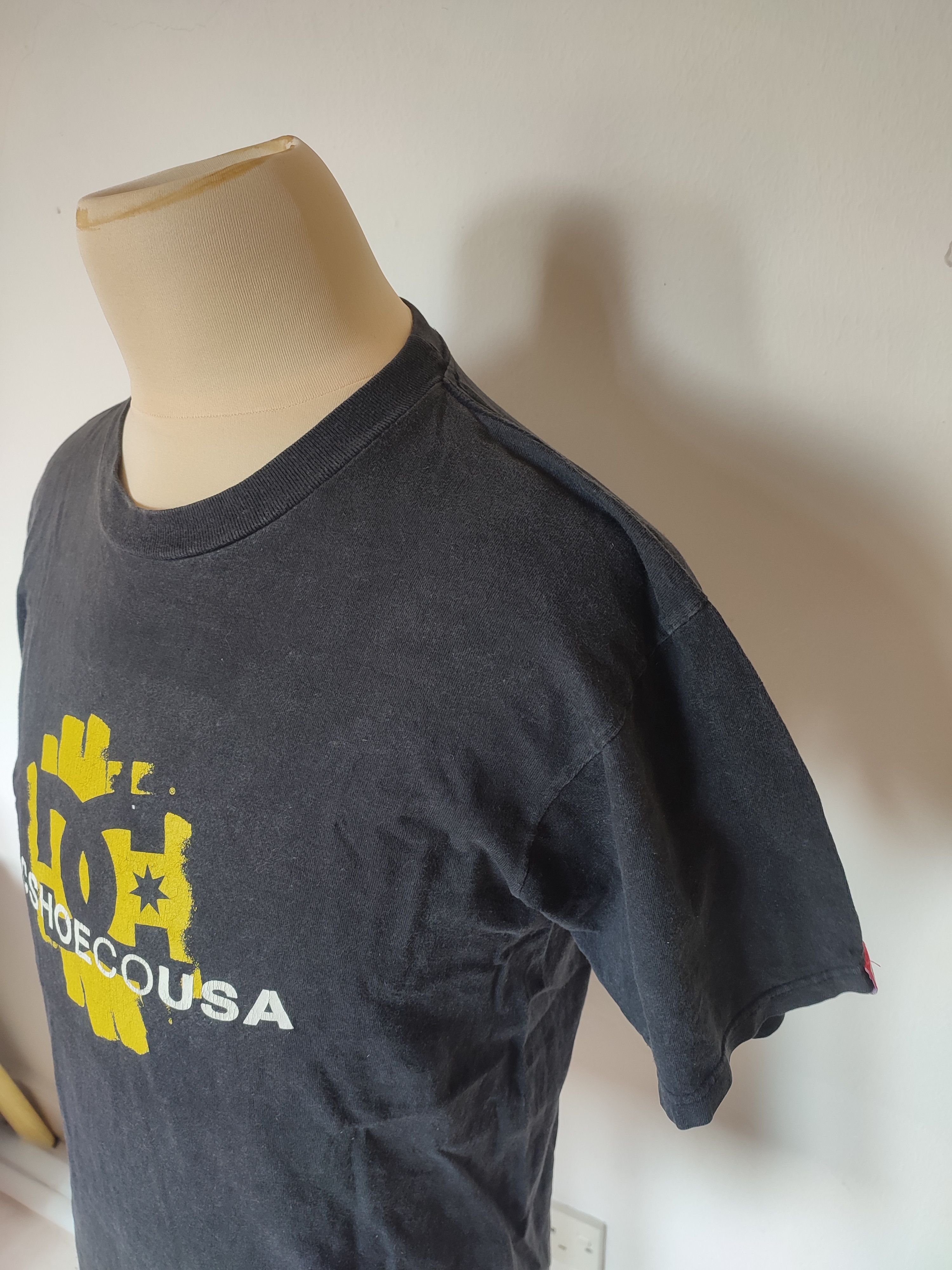 DC Vintage DC Shoeco Usa Big Logo Tees Size US M / EU 48-50 / 2 - 6 Thumbnail