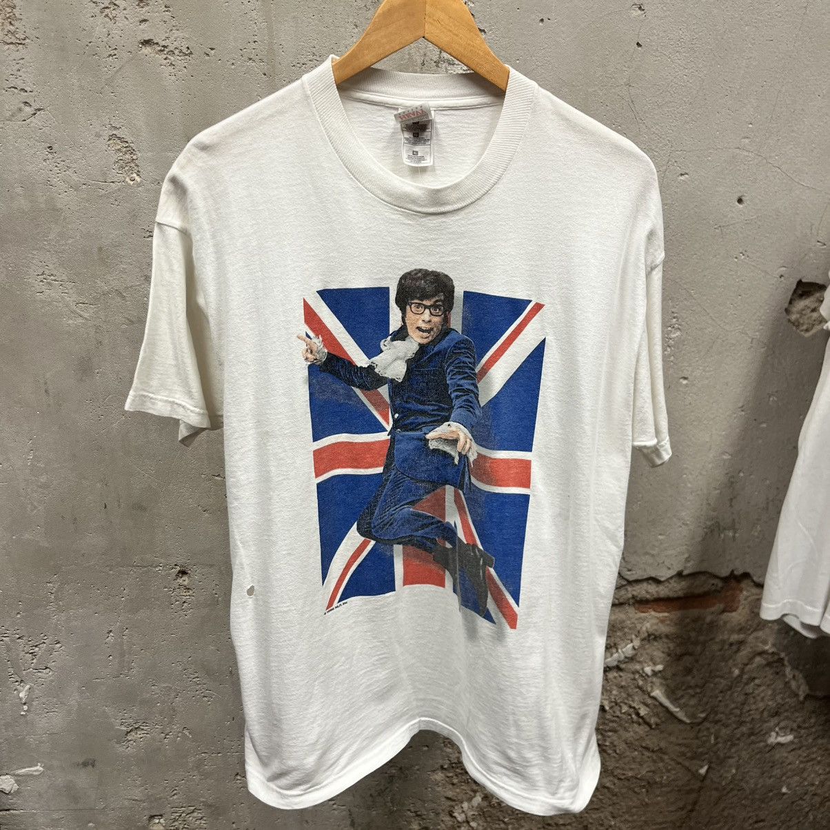 Fruit Of The Loom Vintage 1998 Austin Powers Promo Union Jack British Flag Tee Size US XL / EU 56 / 4 - 1 Thumbnail