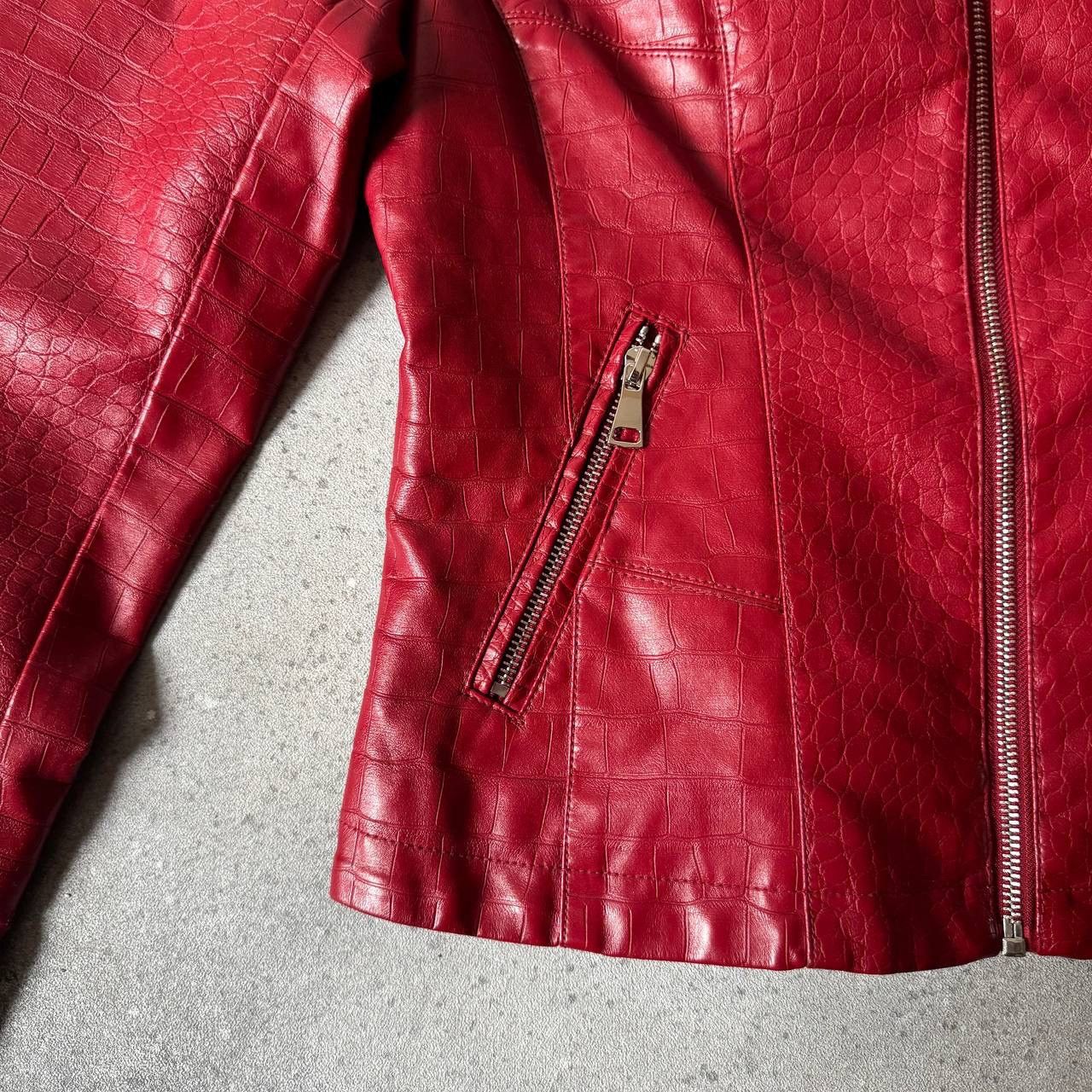 20471120 Y2K Woman’s Faux Leather Moto Biker Jacket Size M / US 6-8 / IT 42-44 - 7 Thumbnail