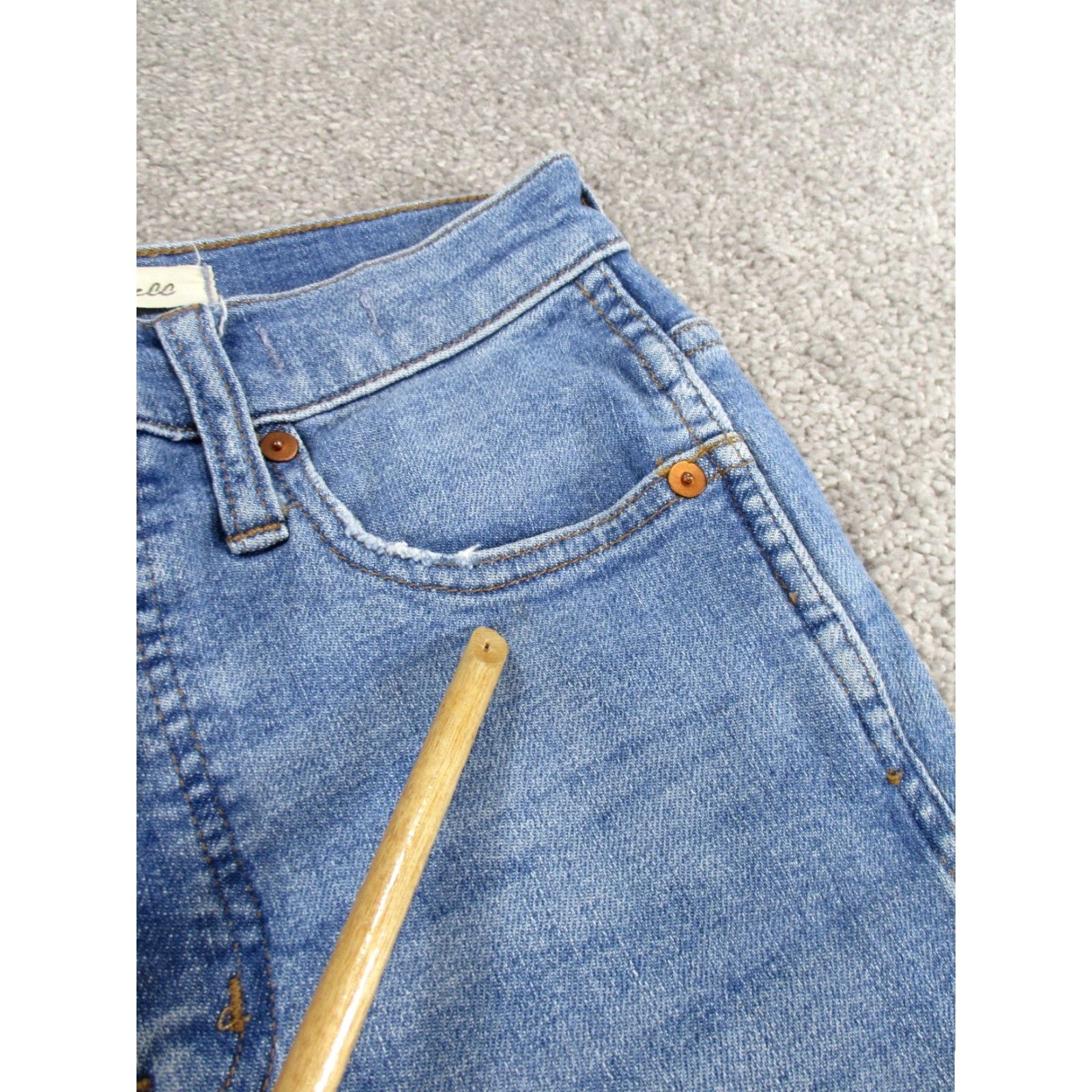 Madewell Madewell Jeans Womens 23 Stovepipe Light Wash Denim Zip Mid Rise Regular Blue Straight Size 40" / US 18 - 3 Thumbnail