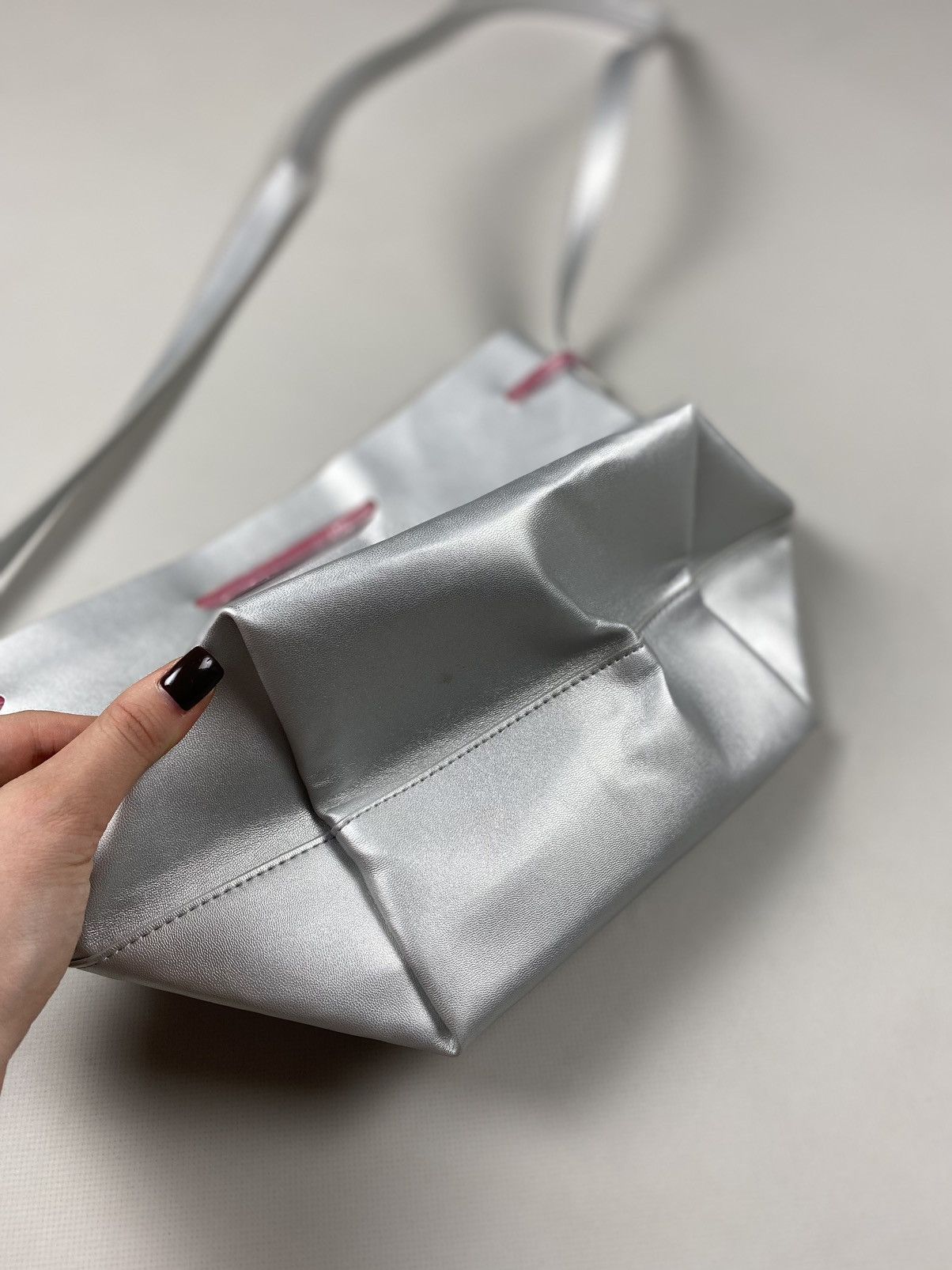 Issey Miyake × Japanese Brand Issey Miyake Parfums Shoulder Bag Size ONE SIZE - 9 Thumbnail