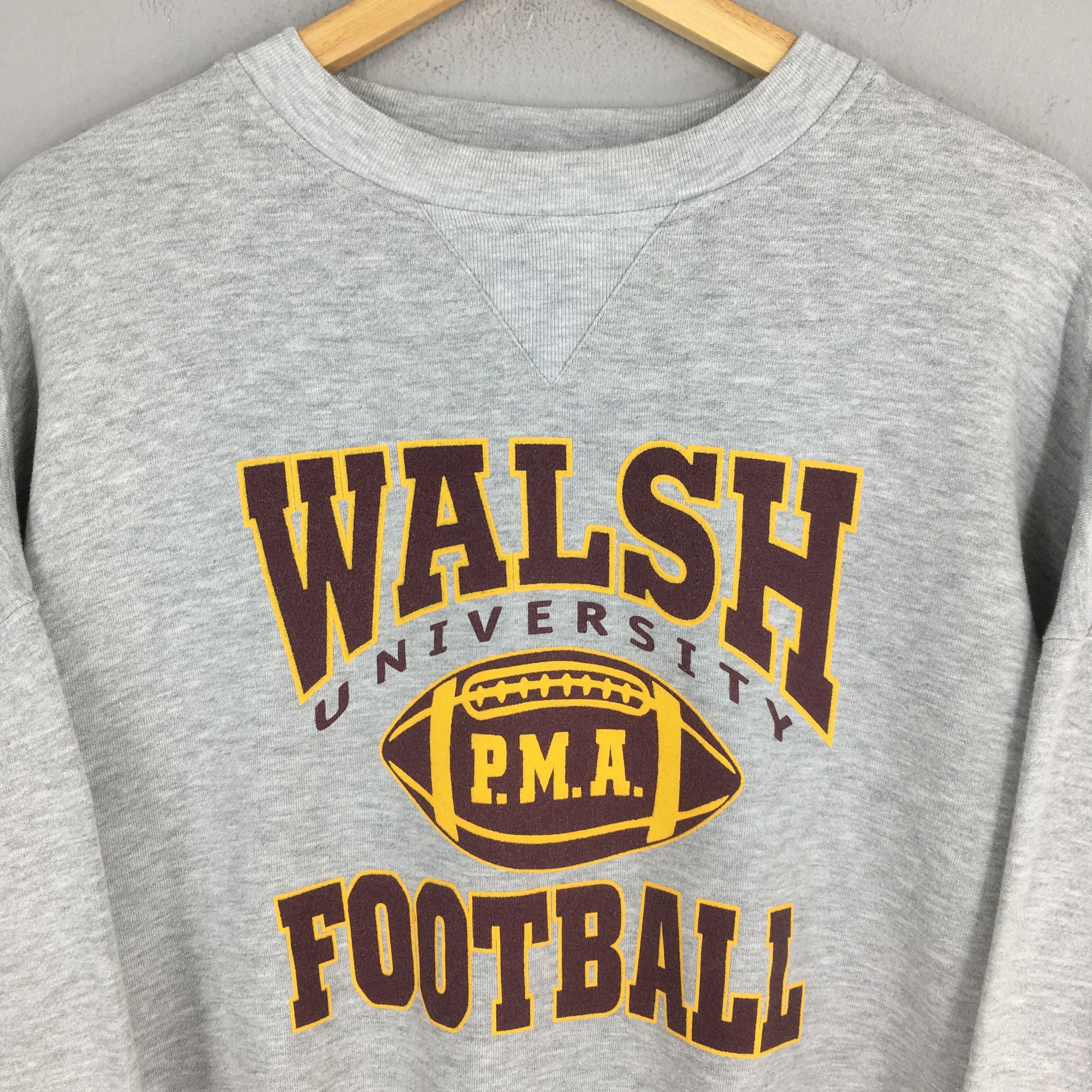 NCAA × Vintage Vintage Walsh University Gray Sweatshirt 2XLarge Size US XXL / EU 58 / 5 - 2 Thumbnail