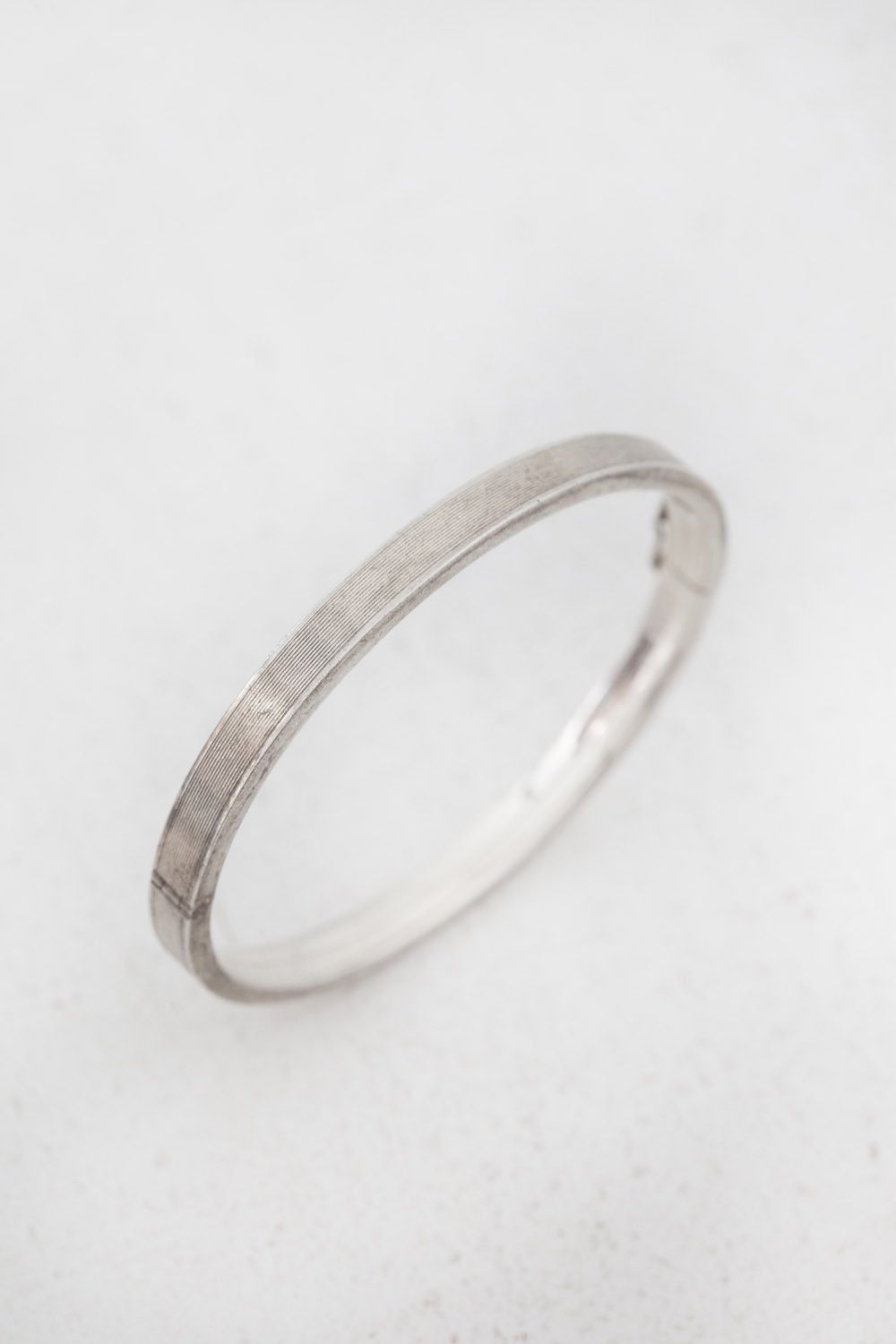 Vintage Vintage sterling silver bangle bracelet Size ONE SIZE - 3 Thumbnail