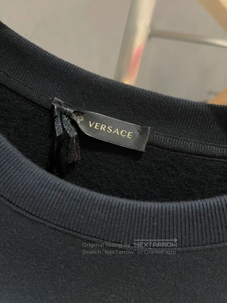 Versace Versace Heavy industry embroidered fleece sweatshirt Size US L / EU 52-54 / 3 - 2 Thumbnail
