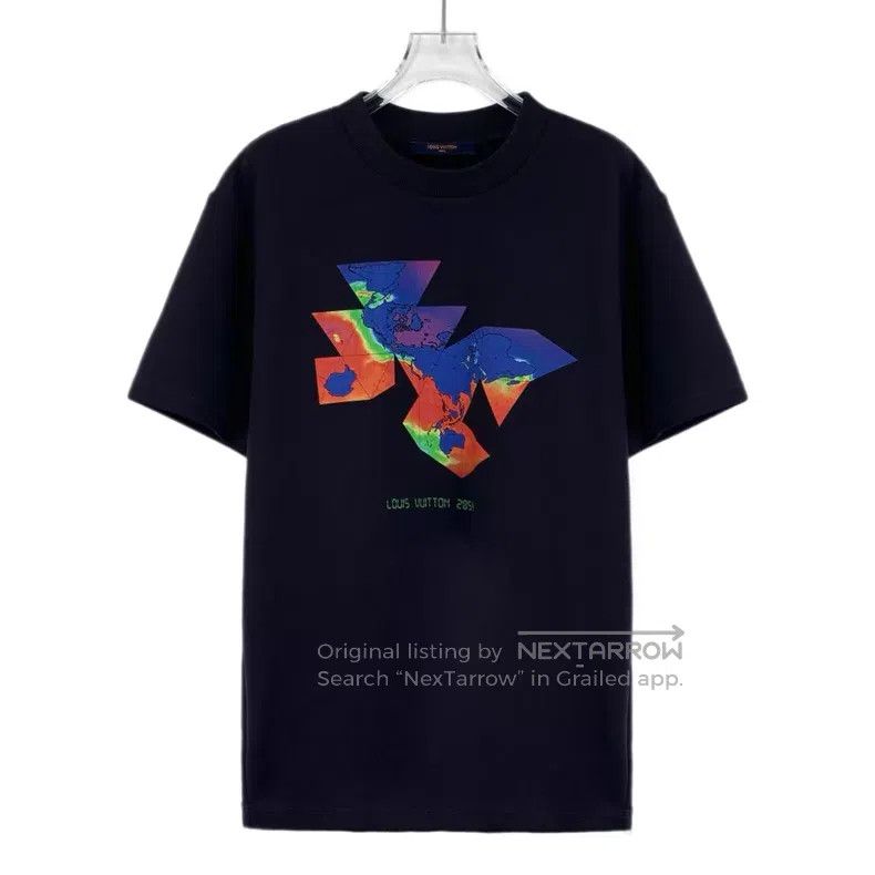 Louis Vuitton Louis Vuitton Black floral-print crewneck short-sleeve T-s Size US L / EU 52-54 / 3 - 1 Thumbnail