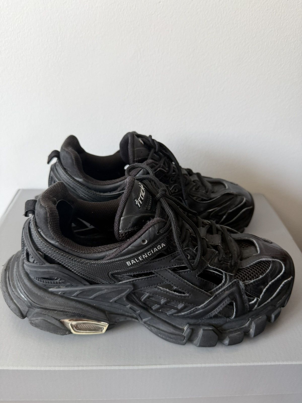 Balenciaga Track 2 Size US 5 / EU 37 - 2 Thumbnail