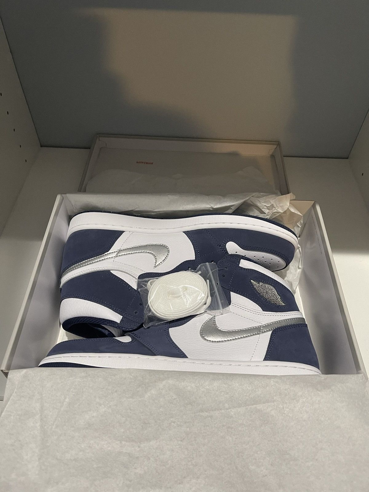 Jordan Brand Jordan 1 Retro ‘Midnight Navy’ Size US 12 / EU 45 - 5 Thumbnail