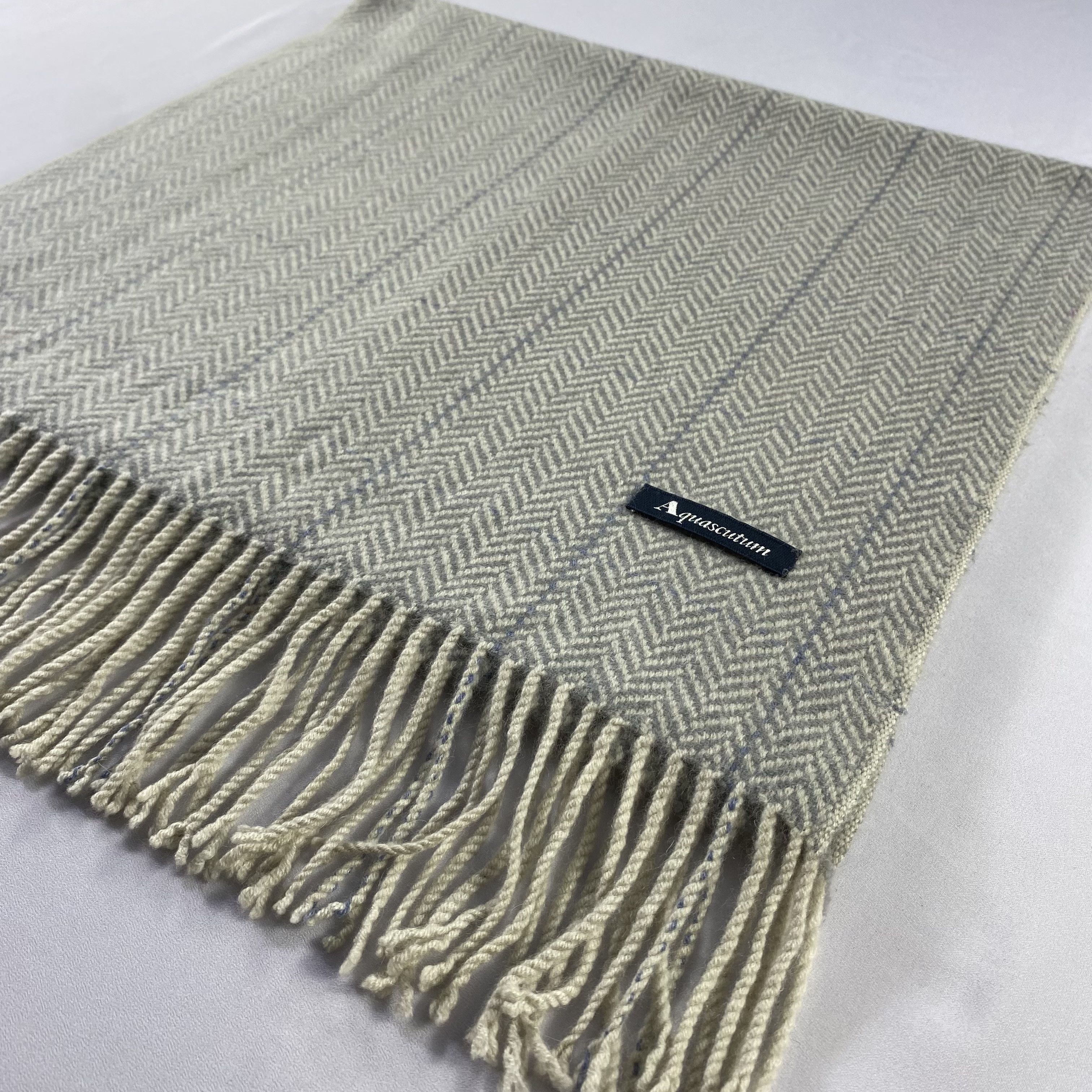 Aquascutum Herringbone Aquascutum Scarf Neck Wrap Wool Muffler Size ONE SIZE - 3 Thumbnail