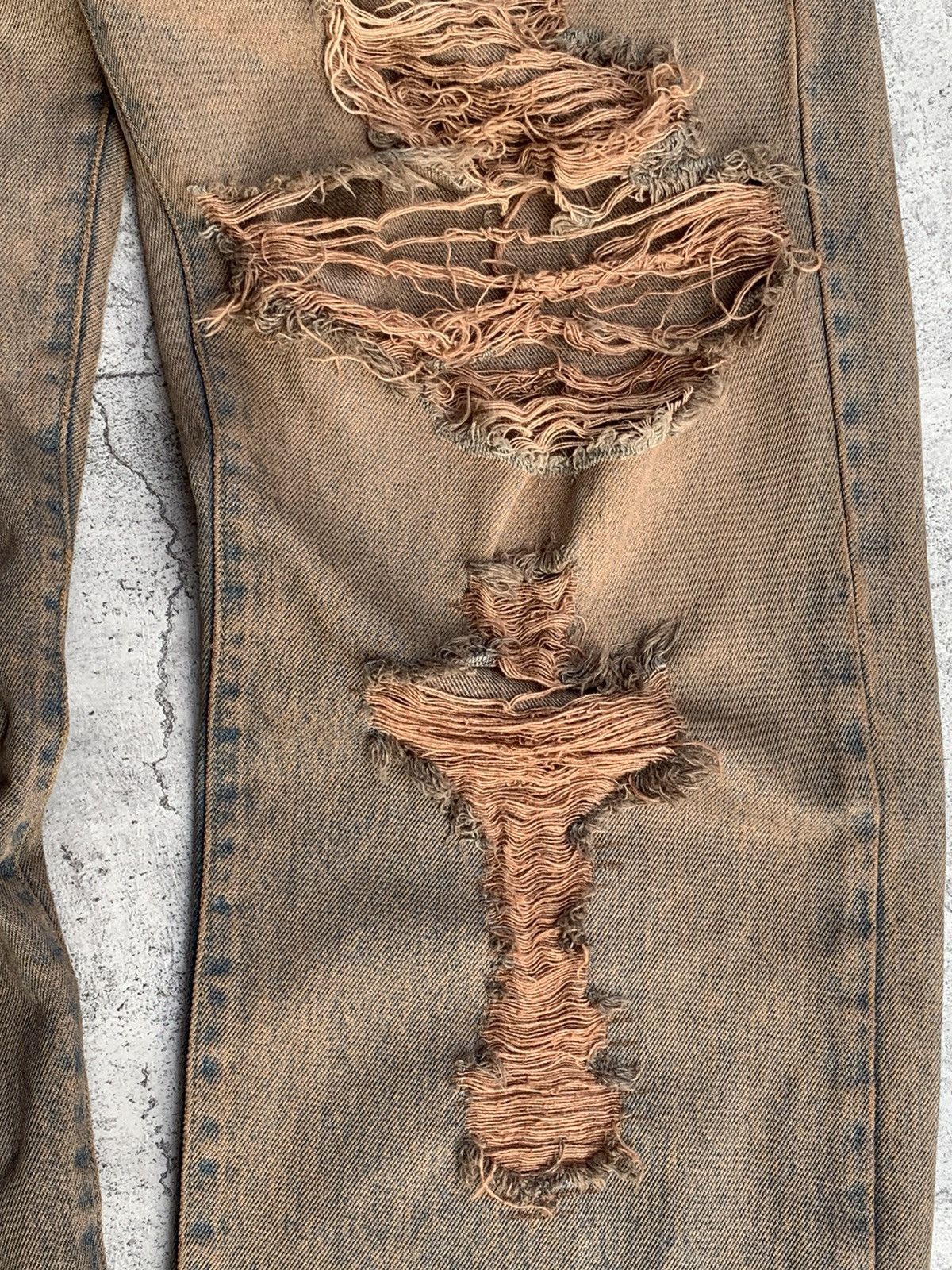 Japanese Brand × Vintage distressed mudwash baggy jeans Size US 39 - 3 Thumbnail