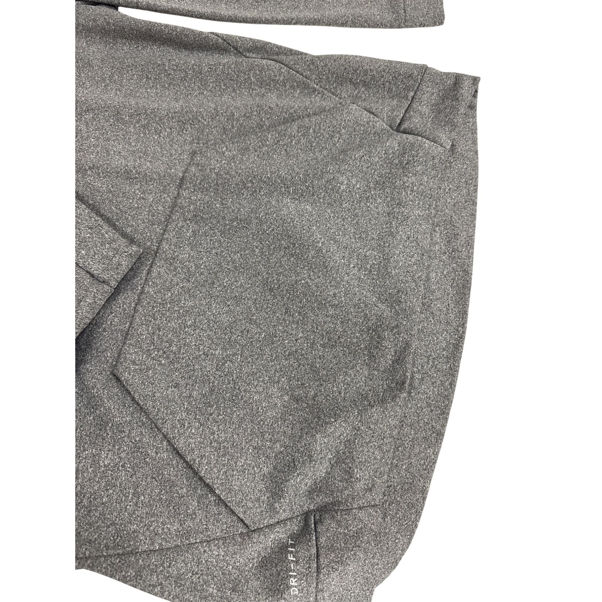 Nike Nike Dri-FIT Mens gray hoodie Sweatshirt size L SKU 7126 Size US L / EU 52-54 / 3 - 4 Thumbnail