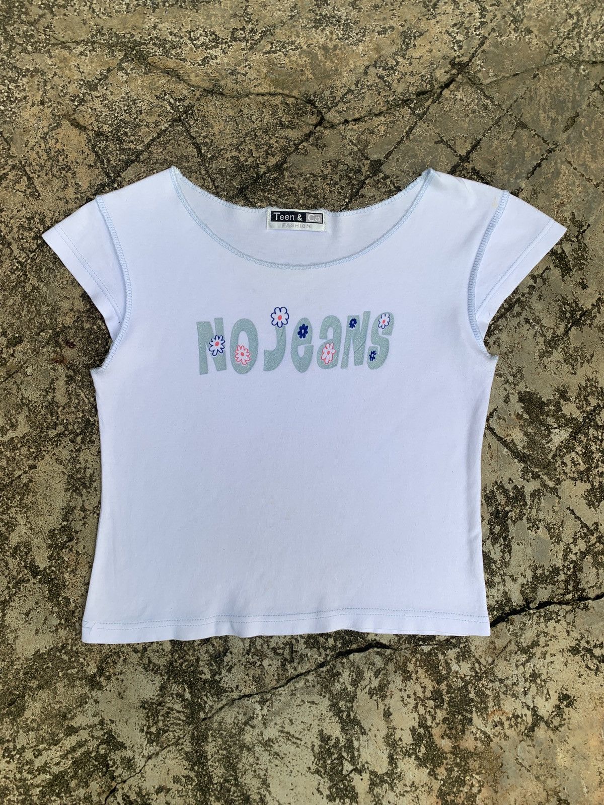 Japanese Brand y2k Teen & Co White "No Jeans" Floral Quotes Graphic Top Size M / US 6-8 / IT 42-44 - 1 Thumbnail
