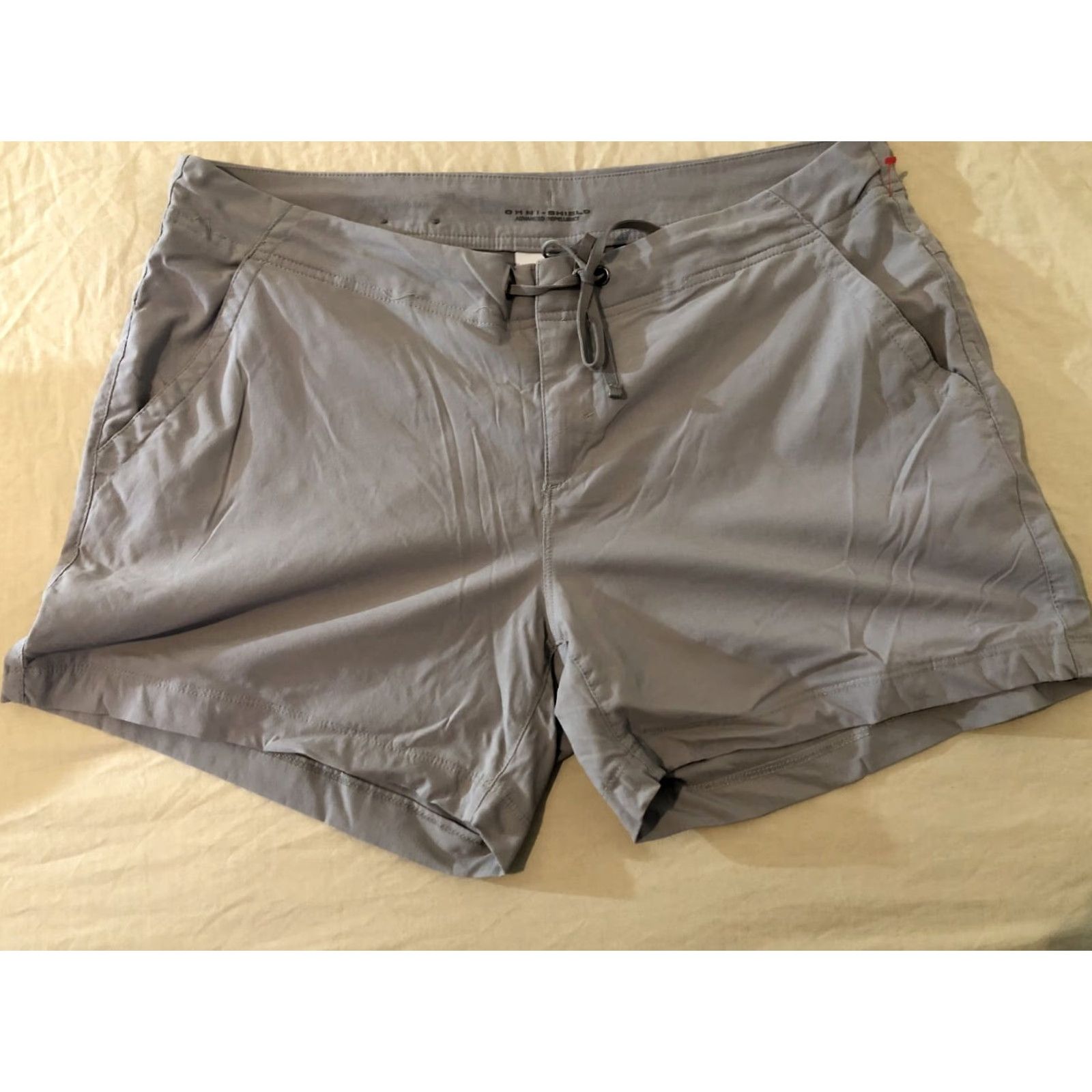 Vintage Womens Columbia Shorts 16 Gray Athletic Outdoor Hiking Size 38" / US 16 / IT 52 - 3 Thumbnail