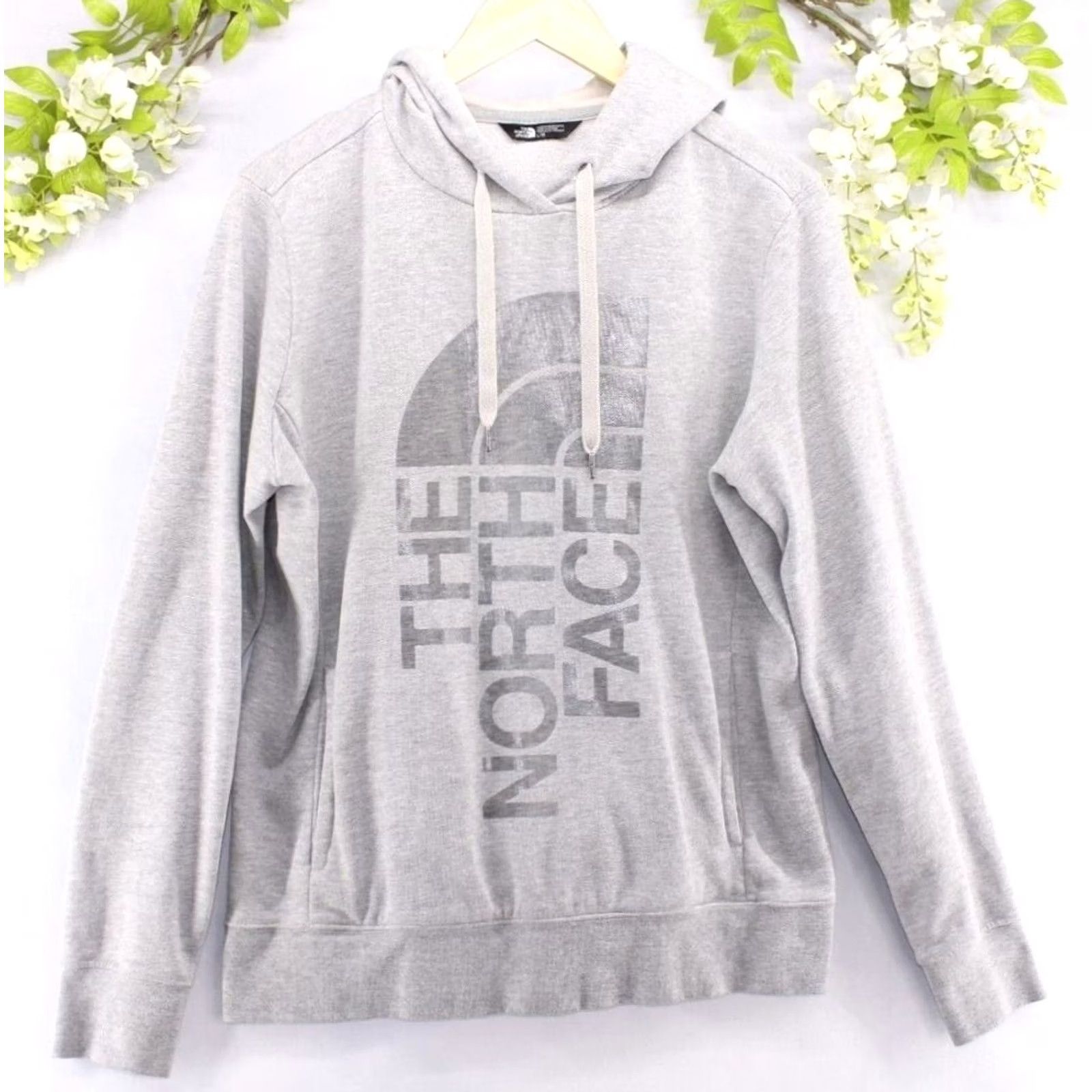The North Face The North Face Women's Light Gray Logo Sweatshirt Hoodie Sz L Size L / US 10 / IT 46 - 2 Thumbnail