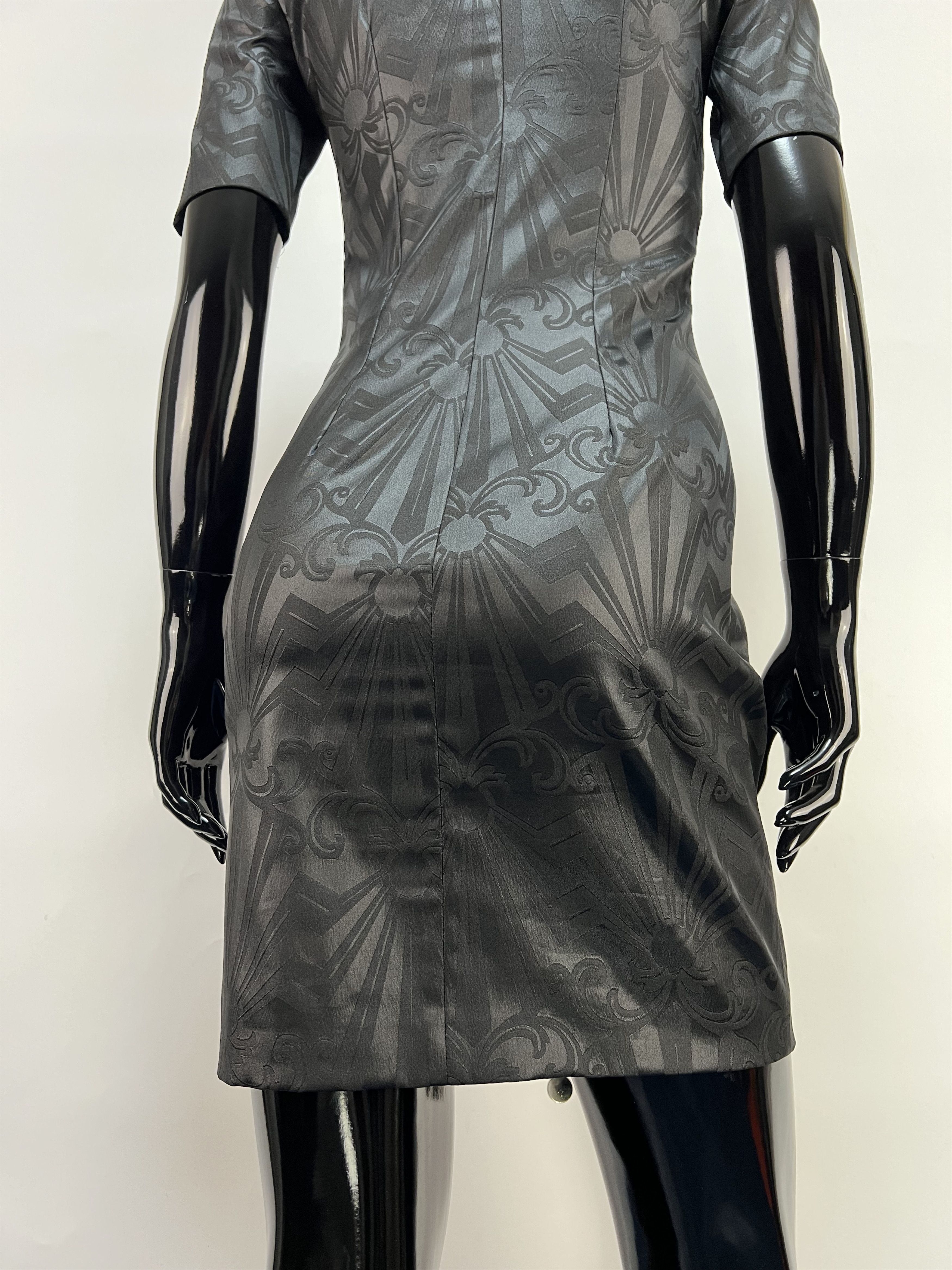 Versace Jeans Couture Versace Jeans Full Zip Short Dress Size XS Size XS / US 0-2 / IT 36-38 - 10 Thumbnail