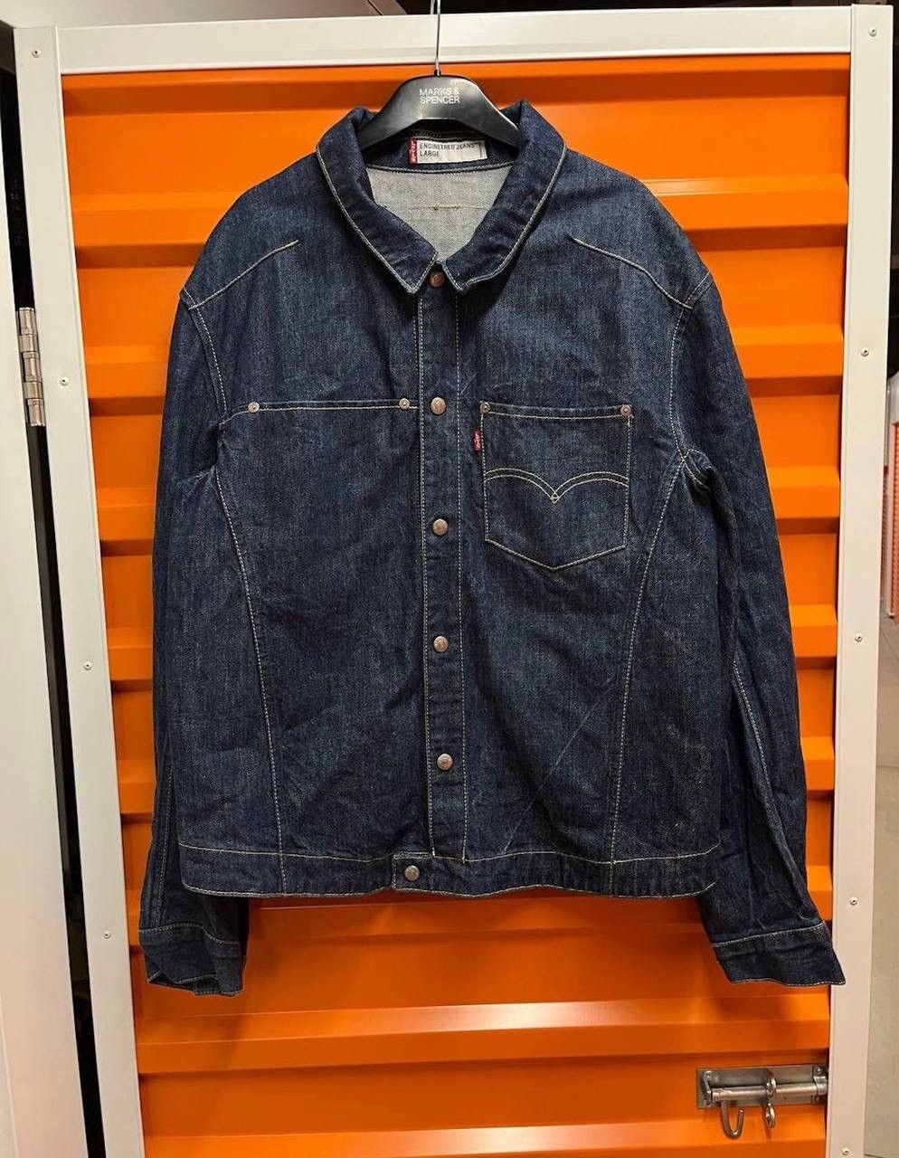 Vintage Vintage Levi’s Engineered Workwear Denim Jacket Rare Size US L / EU 52-54 / 3 - 2 Preview