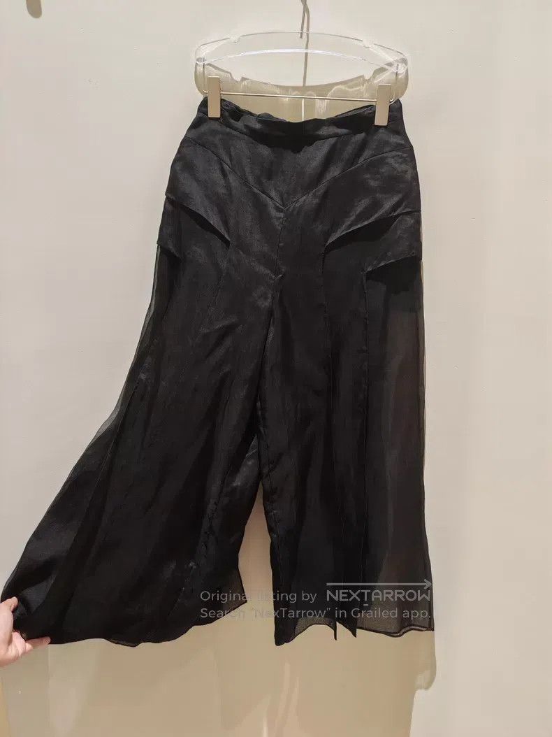 Fendi Fendi Silk wide-leg pants skirt, 100% silk fabric, black f Size 26" / US 2 / IT 38 - 1 Thumbnail