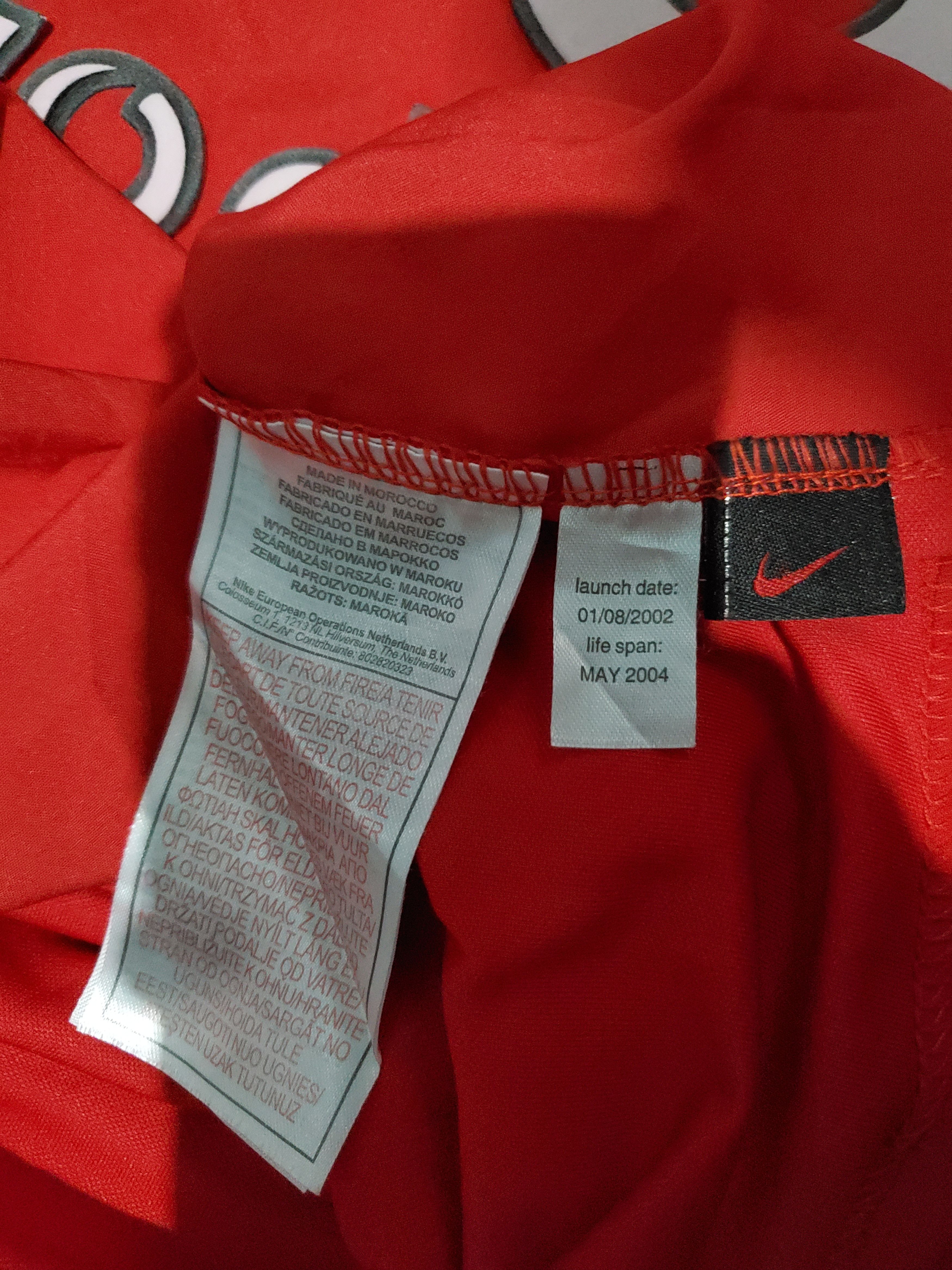 Nike × Vintage Nike Vintage Soccer Jersey Manchester United 2004 Size US M / EU 48-50 / 2 - 6 Thumbnail