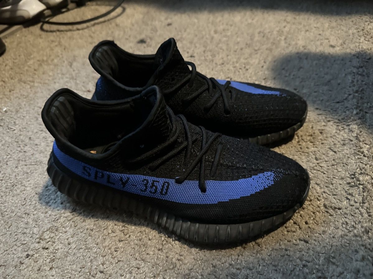 Yeezy Yeezy 350 black and blue Size US 8.5 / EU 41-42 - 2 Thumbnail
