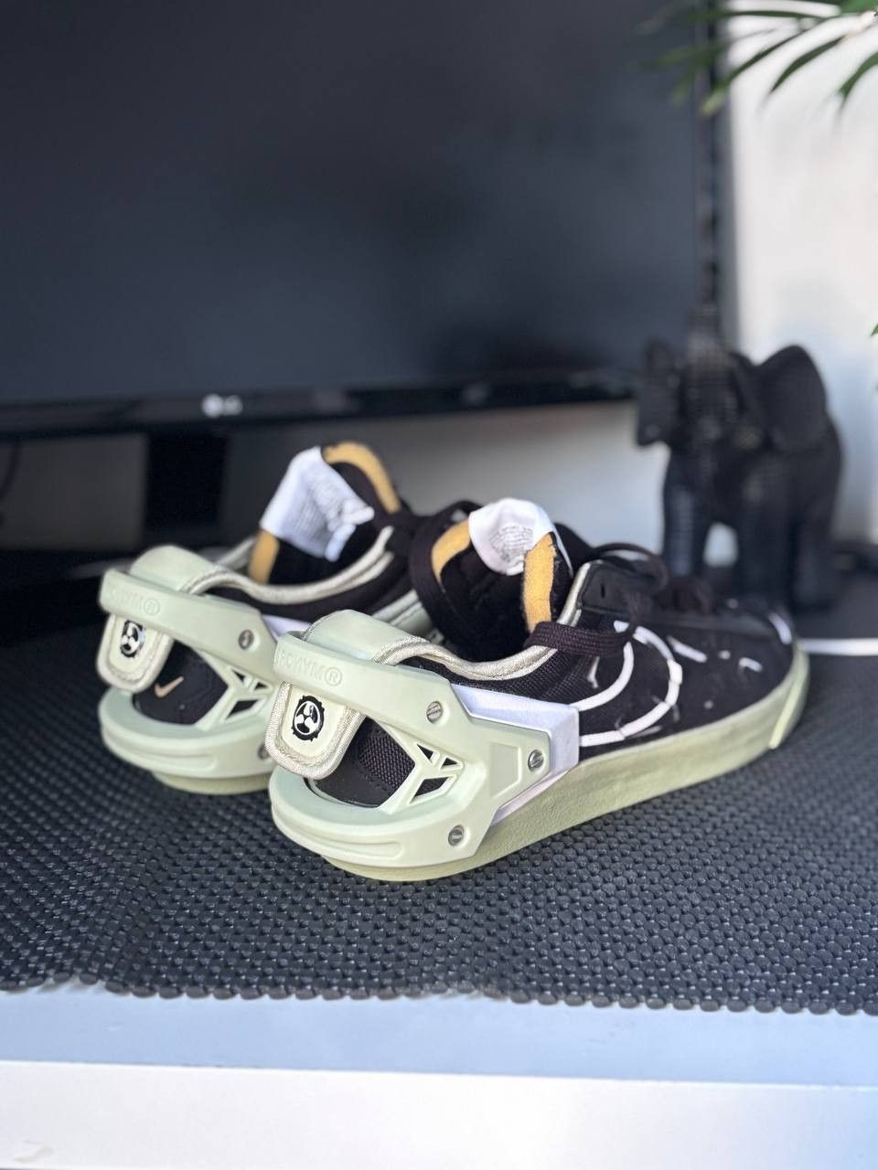 Nike Nike x Acronym Blazer Low Size US 6 / EU 39 - 3 Thumbnail