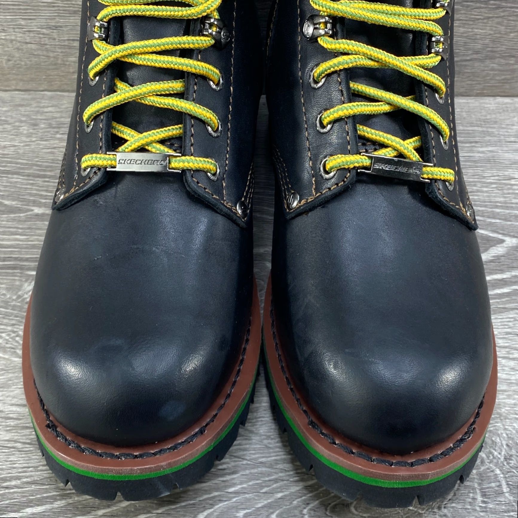 SKECHERS Skechers John Deere Mens 7 Black Leather Cascades Work Boots Lugged Soles NEW Size US 6 / EU 39 - 6 Thumbnail