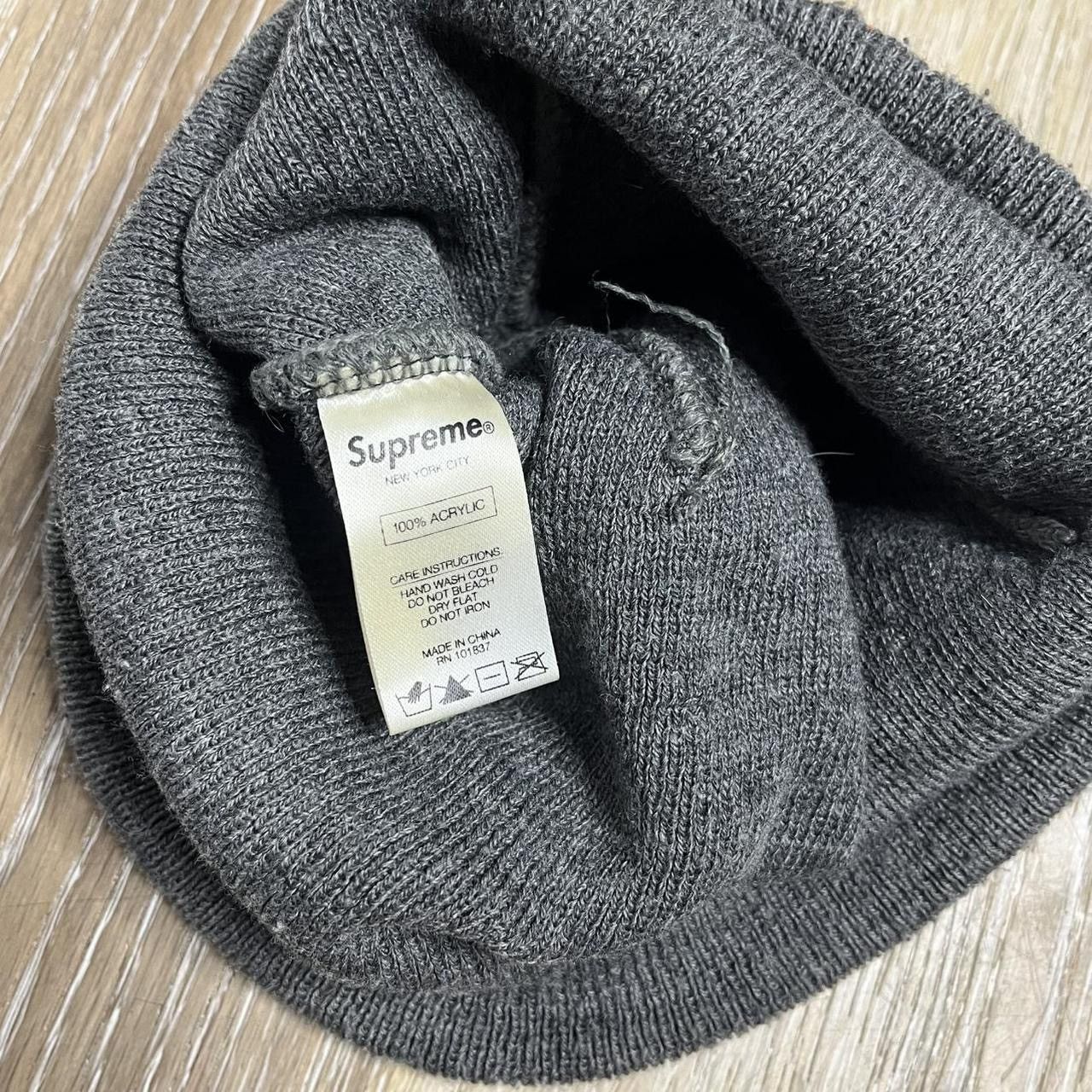 Supreme × Vintage 2015 warp logo supreme beanie Size ONE SIZE - 4 Thumbnail