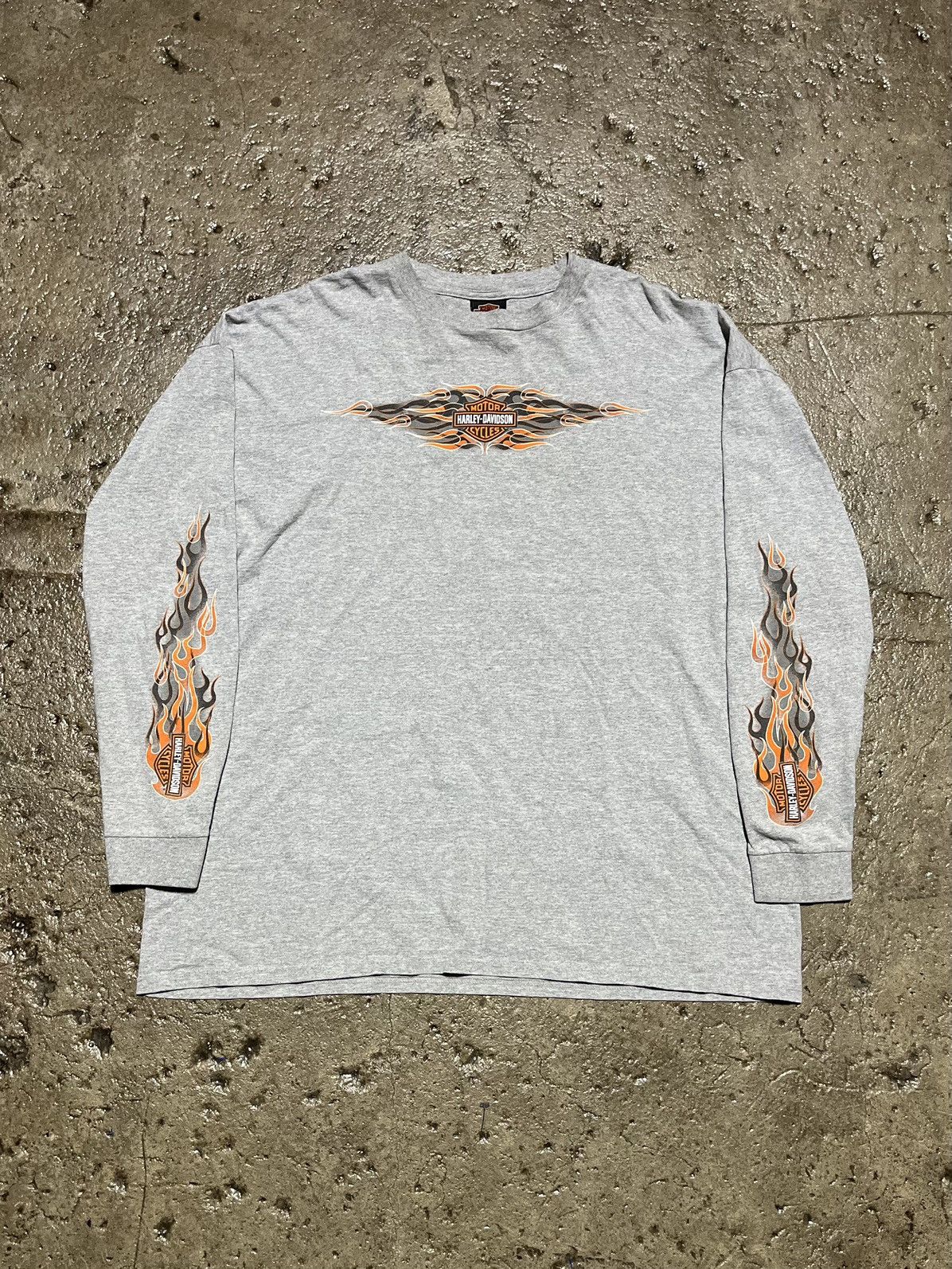 image of Crazy Vintage Harley Davidson Flame Longsleeve Gray Y2K in Grey, Men's (Size 2XL)