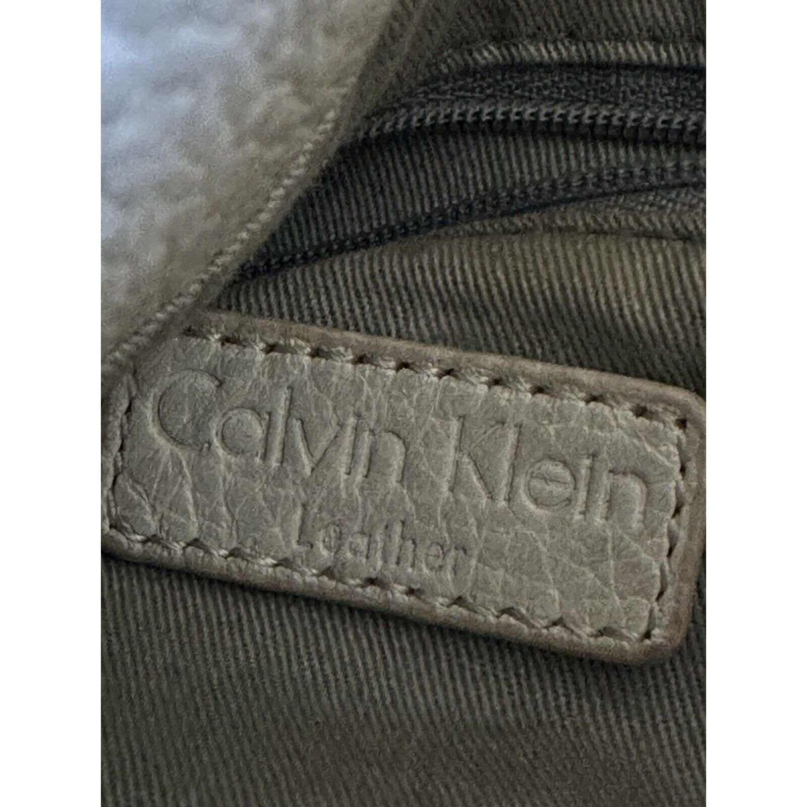 Calvin Klein VTG Tote Calvin Klein Pebble Leather, Hobo Bag Slouchy Purse Size ONE SIZE - 11 Thumbnail