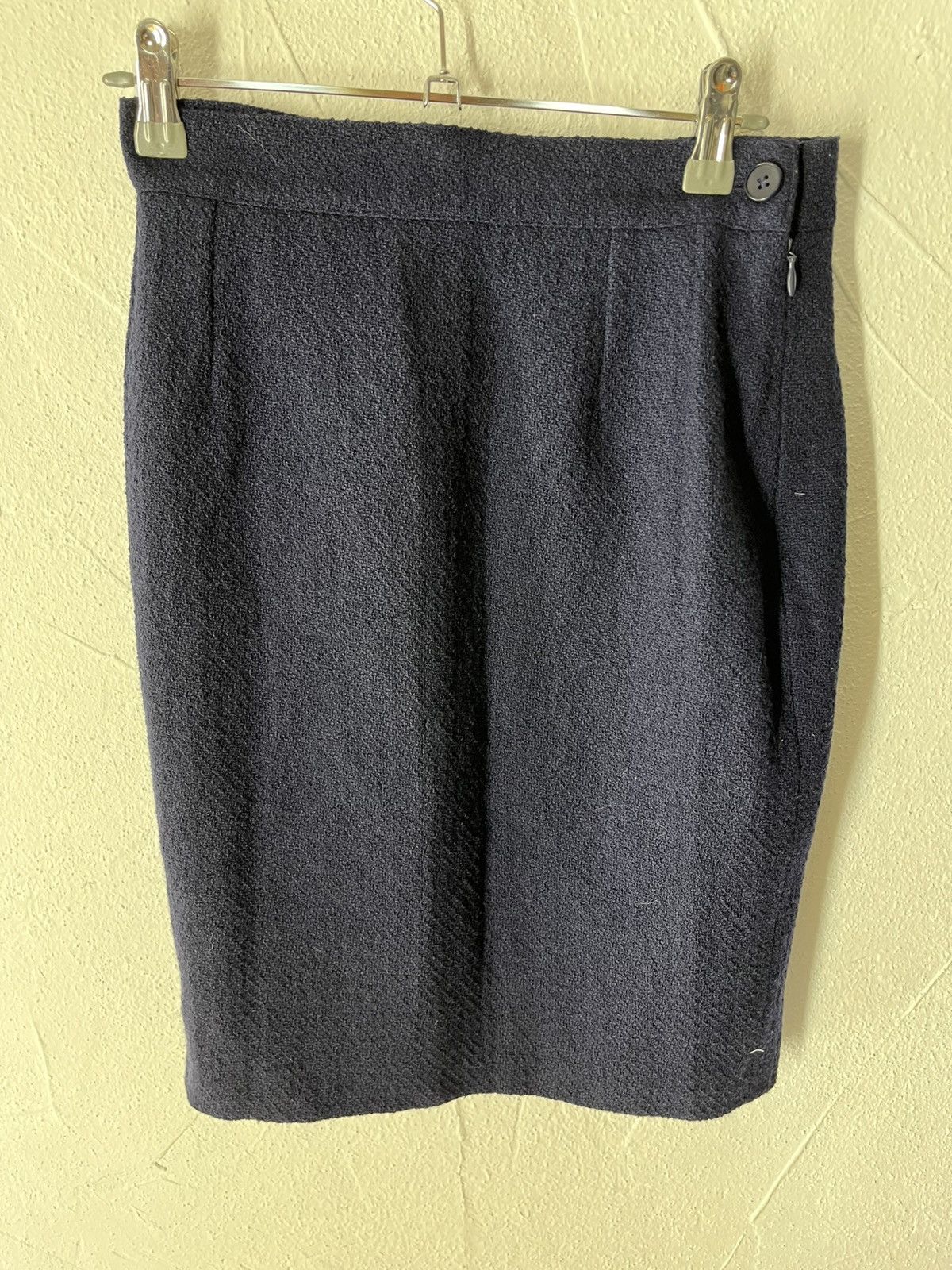 Yves Saint Laurent Vintage Wool Skirt Yves Saint Laurent variations Size 27" / US 4 / IT 40 - 1 Thumbnail