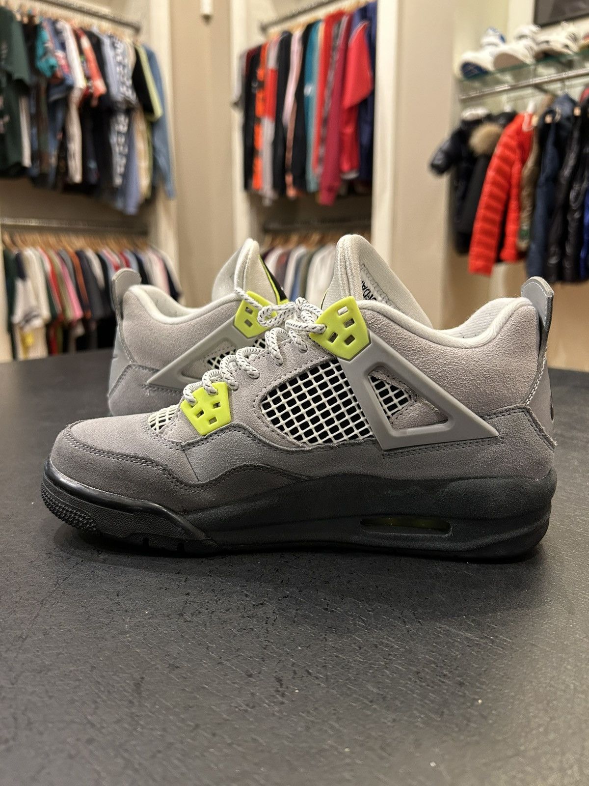 Jordan Brand Jordan 4 Retro ‘OG SE Neon’ Size US 5.5 / EU 38 - 3 Thumbnail