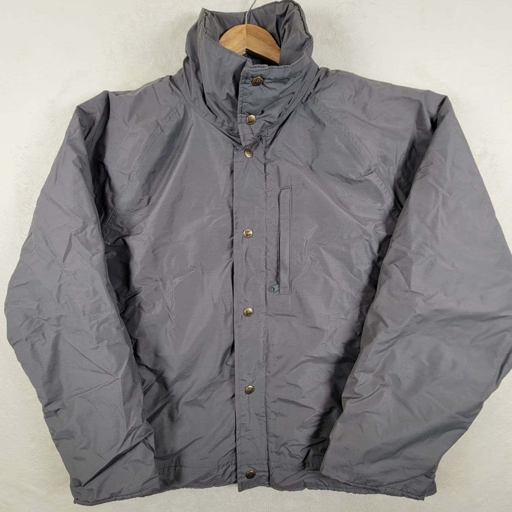 Vintage VINTAGE Columbia Men's Jacket Coat Gore Tex Winter Gray XL Water Resistant Skiing WARM Stand-Up Collar Zip Size US XL / EU 56 / 4 - 2 Thumbnail