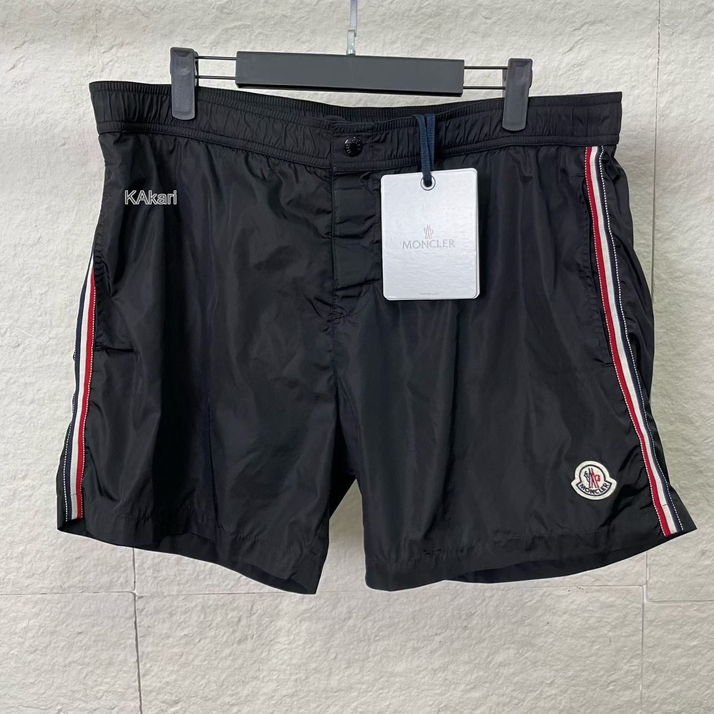 Moncler Moncler Side Striped Shorts Size US 26 / EU 42 - 1 Thumbnail