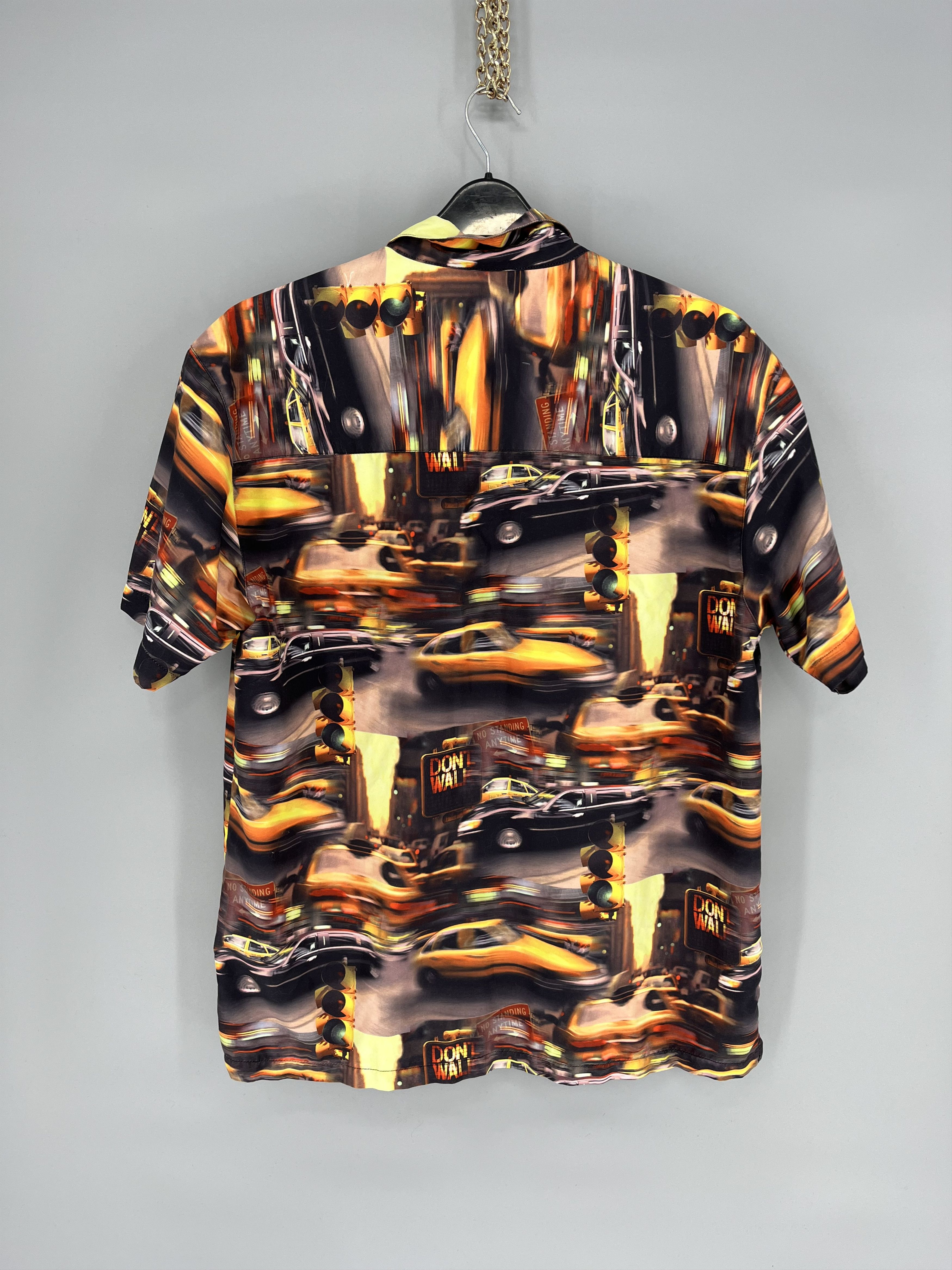 Band Tees Vintage 90s Outrage Head Aloha Hawaiian Woody Cars Rayon Size US L / EU 52-54 / 3 - 9 Thumbnail
