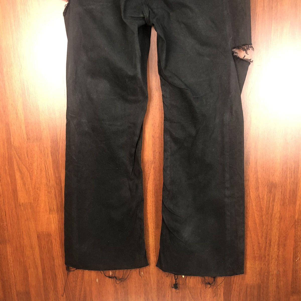 Japanese Brand Something Black Distressed ripped vintage Pants #7517 Size 28" / US 6 / IT 42 - 14 Thumbnail