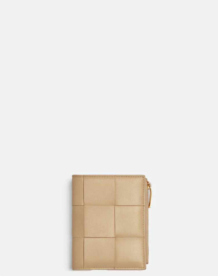 Bottega Veneta o1w1db10325 Size: OS / Small Bi-Fold Zip Wallet in Beige Size ONE SIZE - 1 Thumbnail