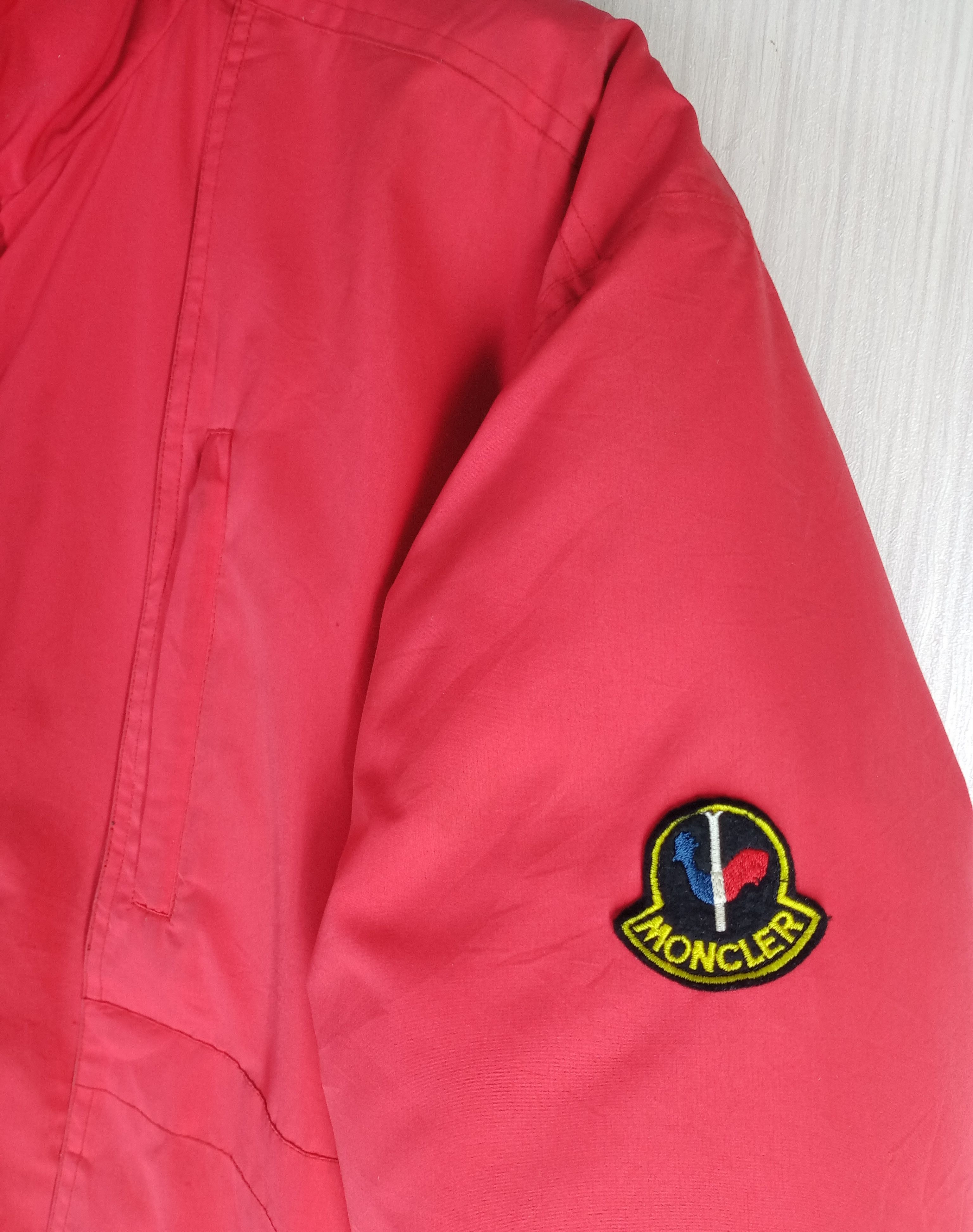 Moncler Rare Vintage 80s Moncler X Asics Puffer Jacket Size US L / EU 52-54 / 3 - 4 Thumbnail