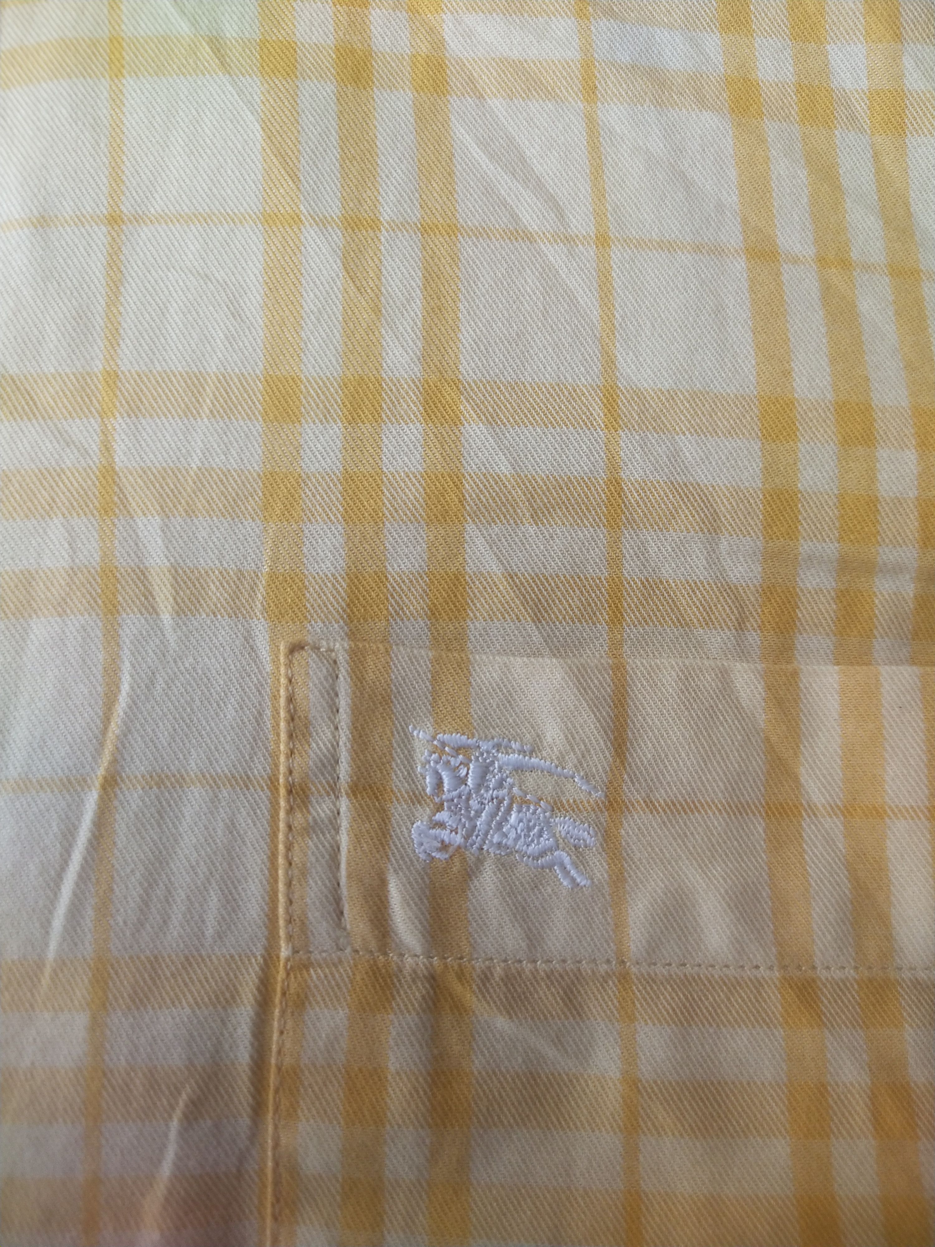 Burberry Burberry London Yellow Plaid Short Sleeve Shirt Size L / US 10 / IT 46 - 3 Thumbnail